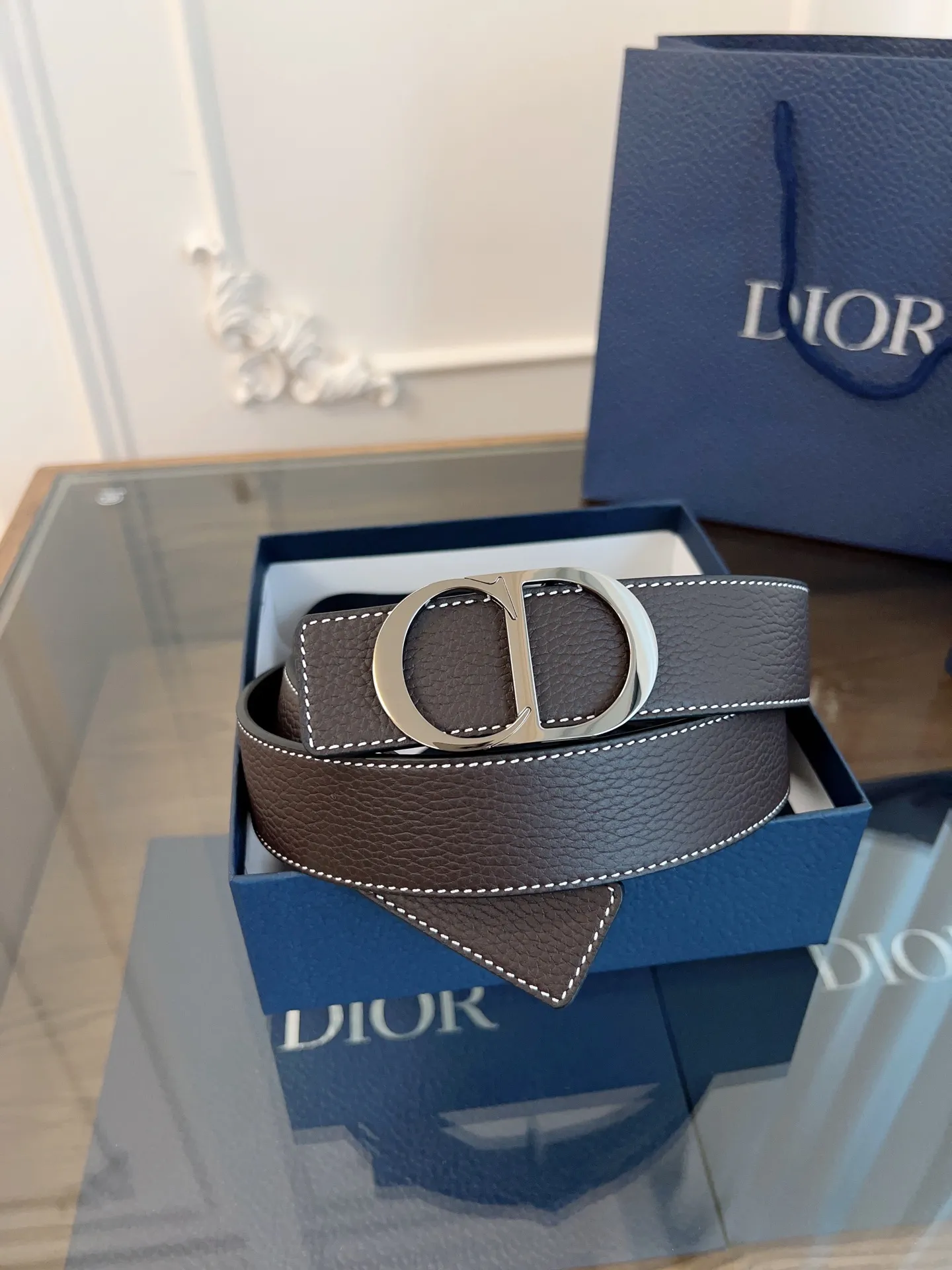 💰480💰Full package💰 💍Purchase-grade "DIOR" Dior/enhanced version🇫🇷French original leather, brown/black full leather. There is no doubt about the quality. There is no better, only the best. Size 3.5 cm