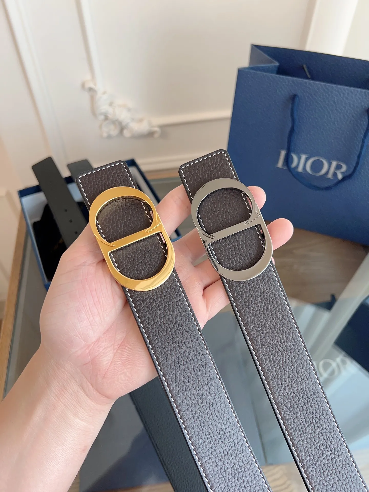 💰480💰Full package💰 💍Purchase-grade "DIOR" Dior/enhanced version🇫🇷French original leather, brown/black full leather. There is no doubt about the quality. There is no better, only the best. Size 3.5 cm
