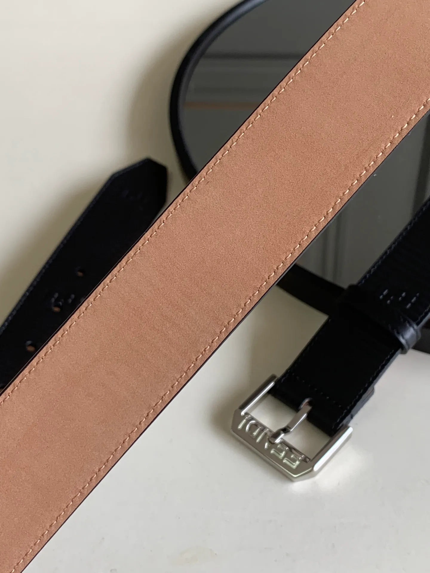 💰520💰Full package💰 💍Purchasing-grade FENDI belt, embossed calfskin imported from Italy, 3.5cm original tree paste leather bottom mark, BAGUETTE series palladium-plated belt buckle with chain buckle💓💓💓