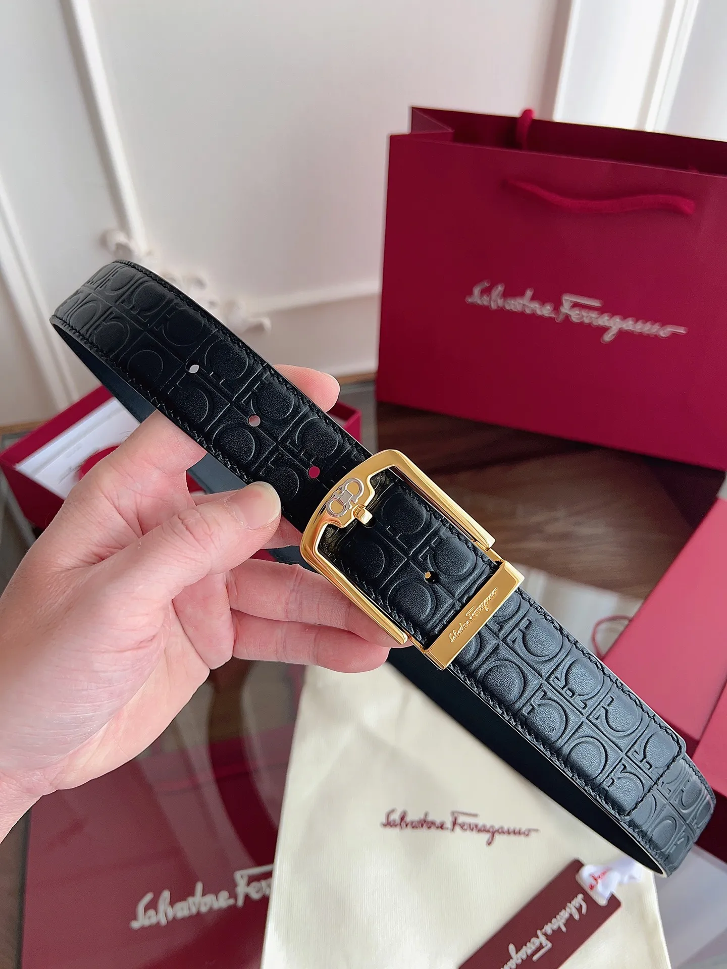 💰440💰Full package💰 💍Purchase-grade Ferragamo⚡️🌹3.5cm original leather. Upgraded precision brass hardware, genuine factory IP plating! Original match,