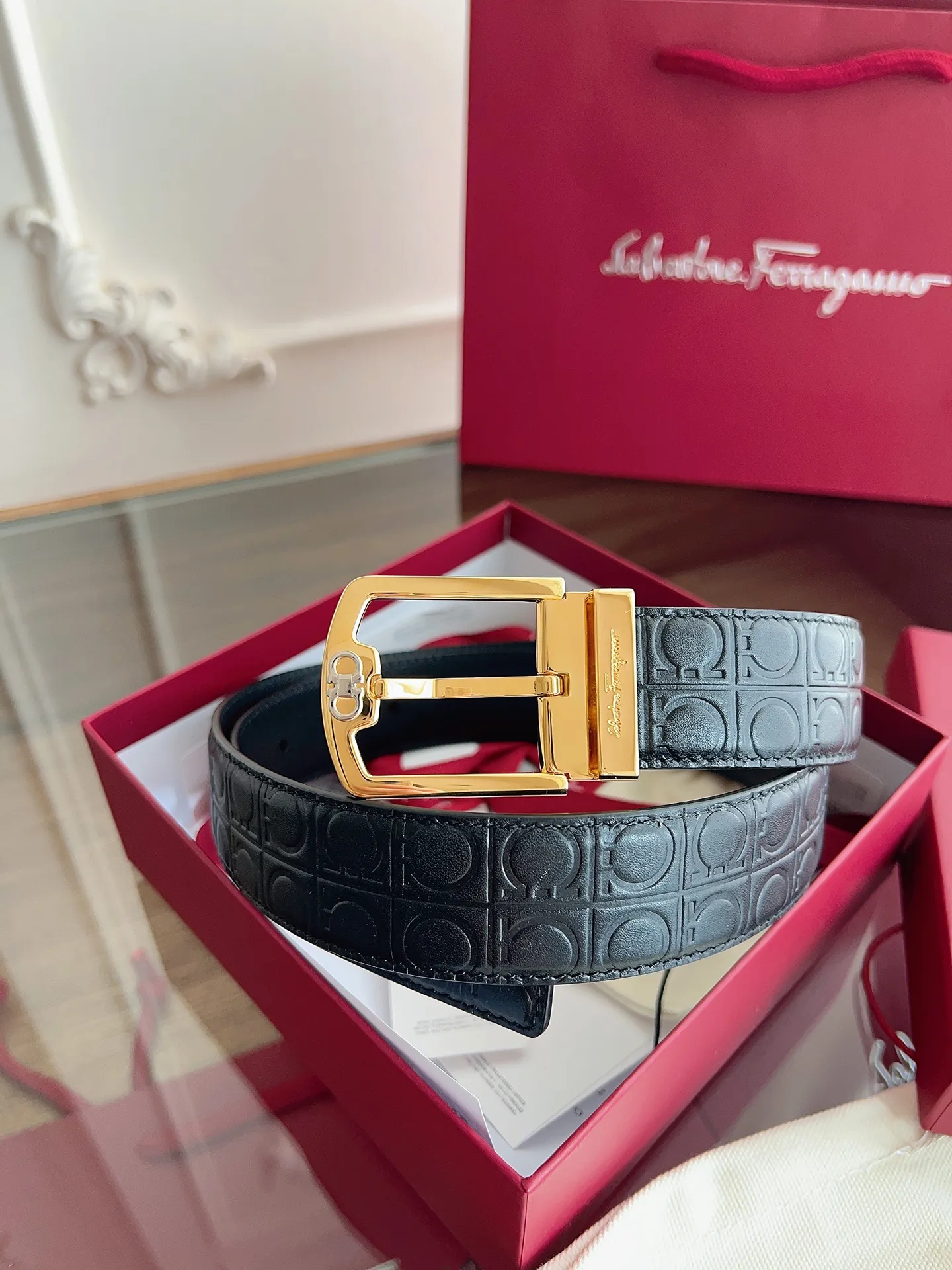 💰440💰Full package💰 💍Purchase-grade Ferragamo⚡️🌹3.5cm original leather. Upgraded precision brass hardware, genuine factory IP plating! Original match,