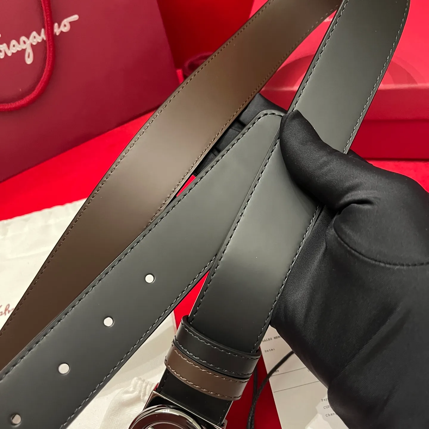 💰440💰Complete package💰 💍Purchasing-grade Ferragamo⚡️🌹Supports NXP chip scanning Double-sided Italian original leather Non-market ordinary version Exquisite palladium-plated buckle Width 3.5cm The belt is adjustable and can be cut as needed to achieve a slim fit