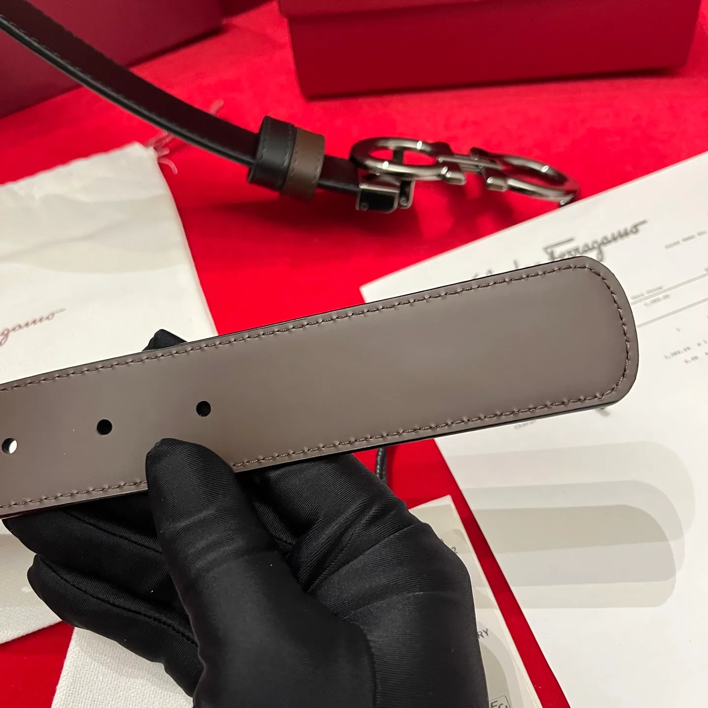 💰440💰Complete package💰 💍Purchasing-grade Ferragamo⚡️🌹Supports NXP chip scanning Double-sided Italian original leather Non-market ordinary version Exquisite palladium-plated buckle Width 3.5cm The belt is adjustable and can be cut as needed to achieve a slim fit