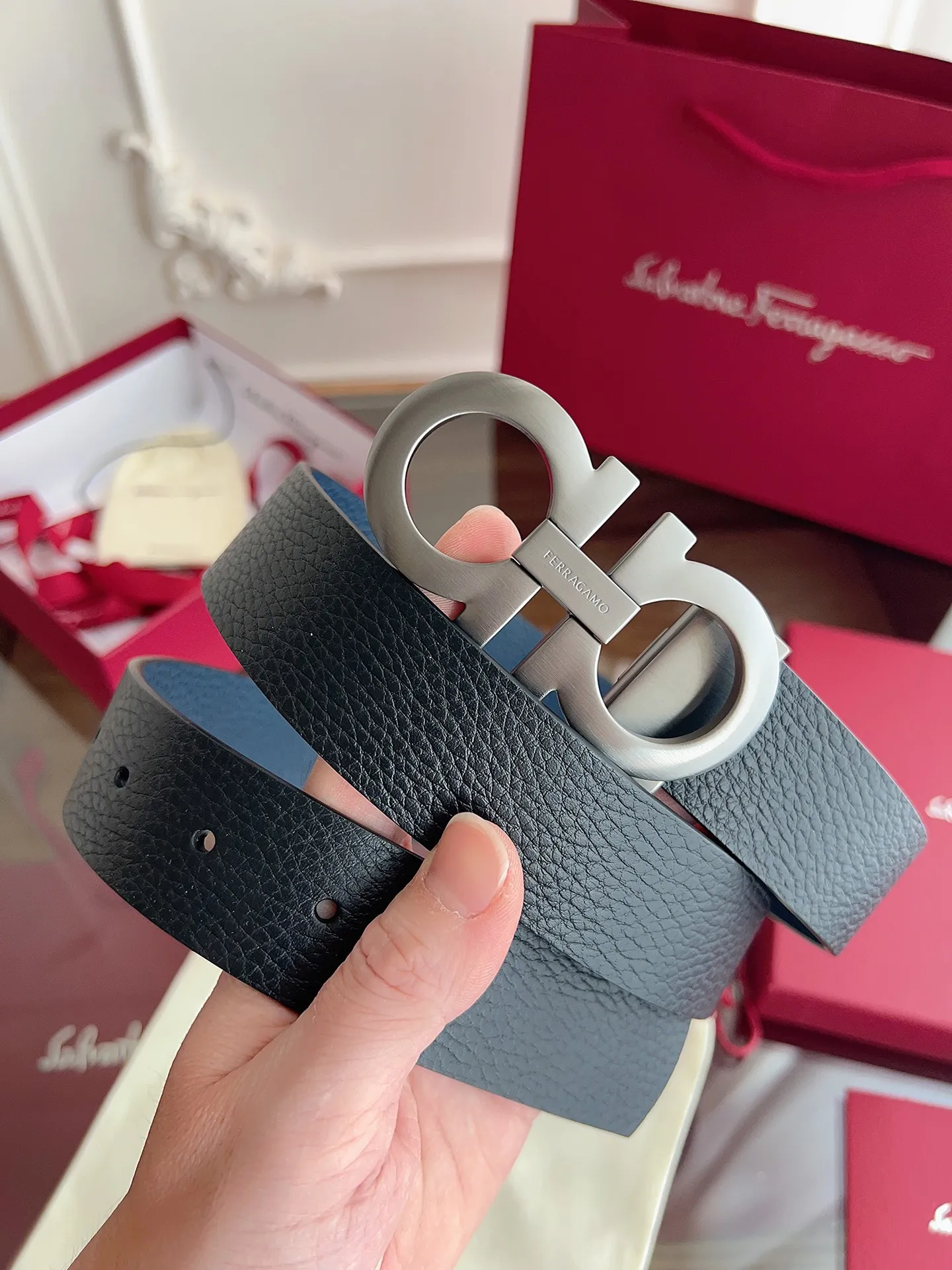 💰440💰Full package💰 💍Purchase-grade Ferragamo⚡️🌹3.5cm original leather. Upgraded precision brass hardware, genuine factory IP plating! Original match,