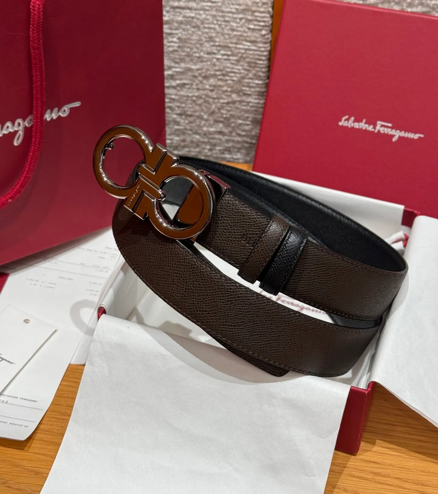 💰440💰Complete package💰 💍Purchase-grade Ferragamo⚡️🌹Double-sided Italian imported original black matching☕️New high-quality palladium-plated buckle Width 35mm Double-sided usable The belt is adjustable and can be cut as needed to achieve a slimming effect