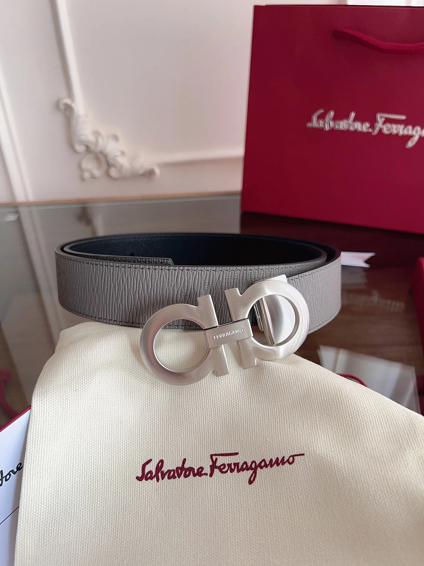 💰440💰Full package💰 💍Purchase-grade Ferragamo⚡️🌹3.5cm original leather. Upgraded precision brass hardware, genuine factory IP plating! Original match,