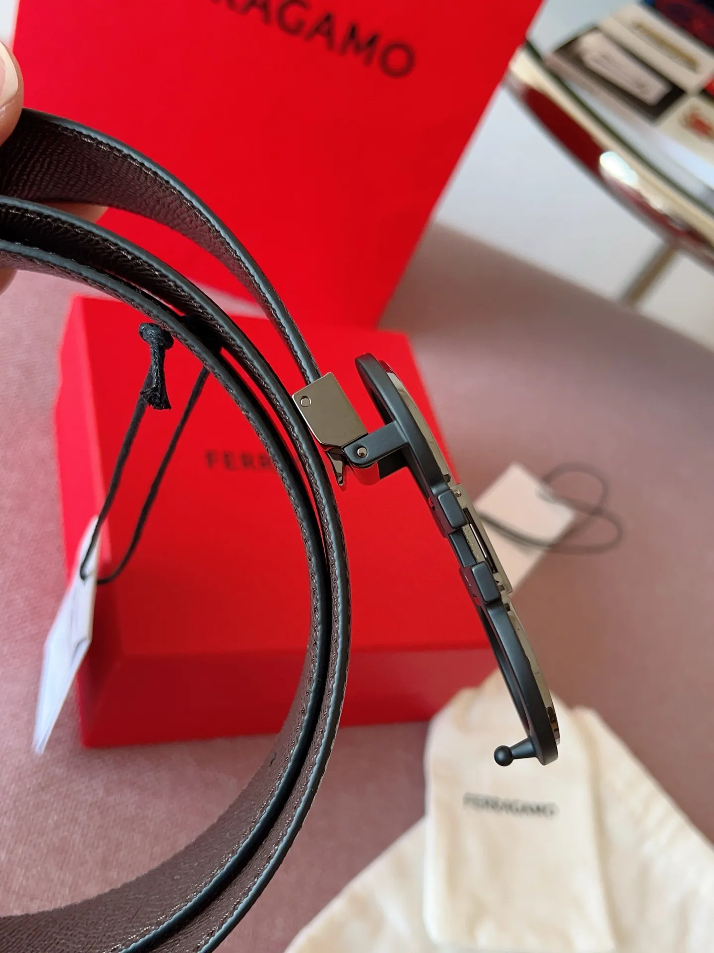 💰460💰Full package💰 💍Purchasing-grade Ferragamo⚡️🌹3.5cm original leather. Precision brass hardware upgraded version genuine factory IP plating! Original match,