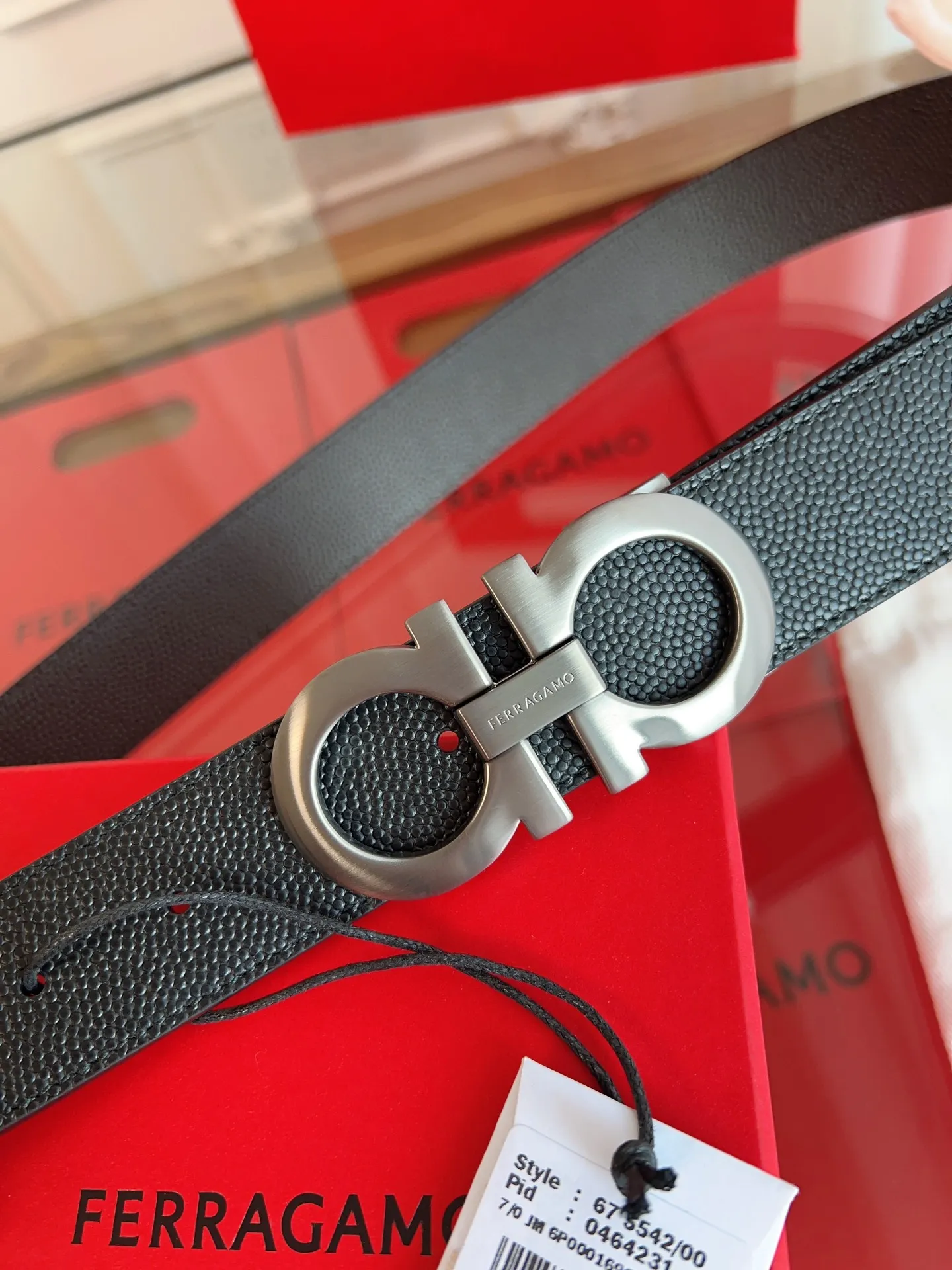 💰440💰Full set of packaging💰 💍Purchase grade Ferragamo 3.5cm original leather. Precision brass hardware upgraded version nfc chip, genuine factory IP plating! Original match,