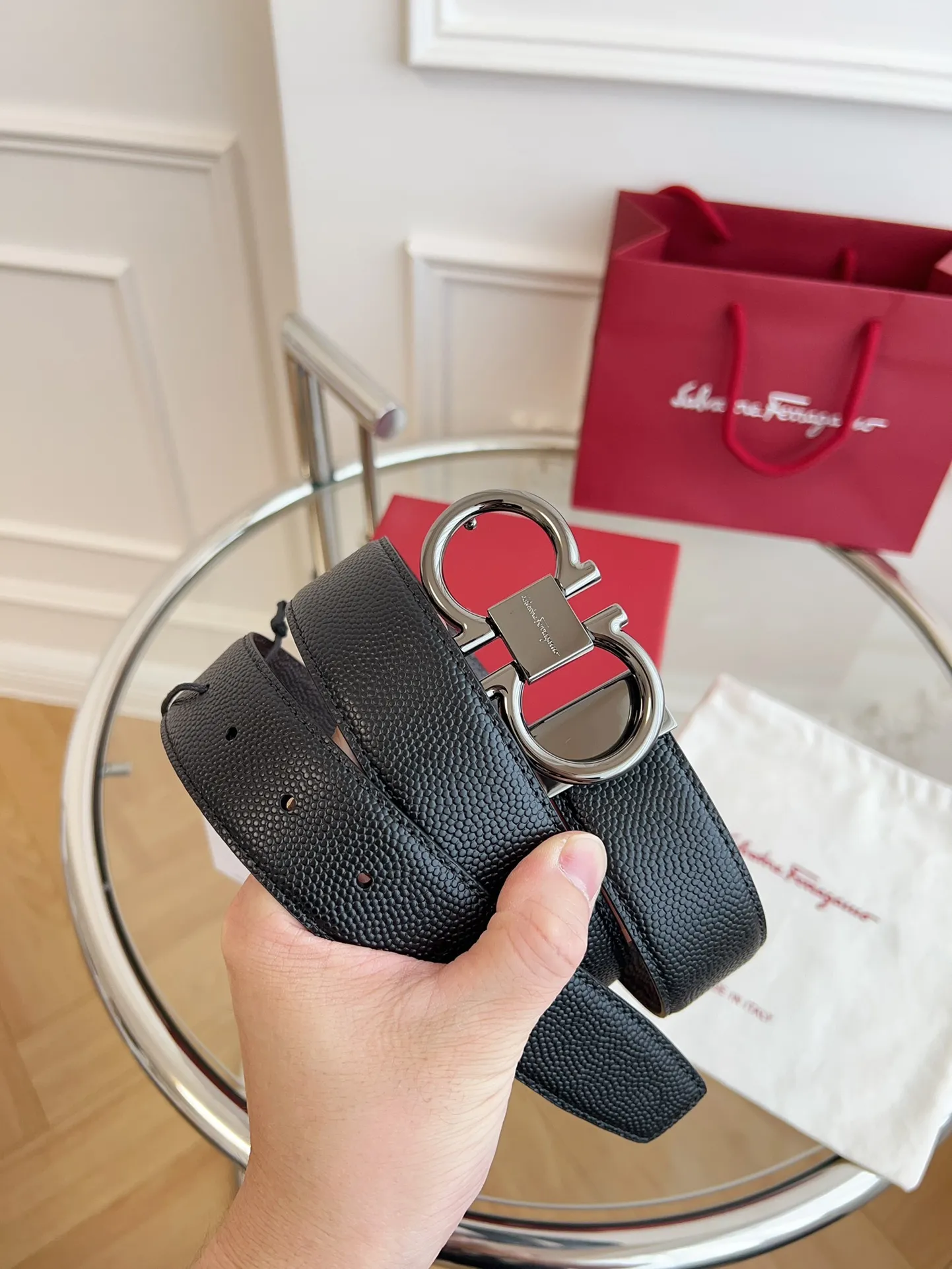 💰440💰Full package💰 💍Purchasing-grade Ferragamo 3.5cm original leather. Precision brass hardware, genuine factory IP plating! Original match