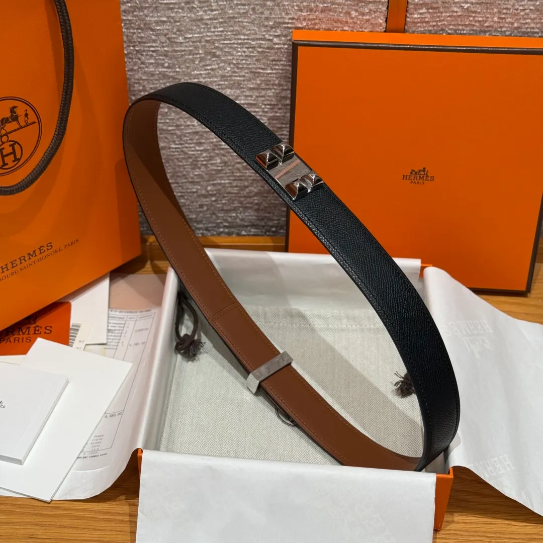 💰560💰Full package💰 💍Purchase level Hermès ⚡️🌹Collier de Chien 32 belt Crocodile🐊 embossed calfskin belt with metal belt buckle. This Collier de Chien belt continues the rock style and has been upgraded. The narrow design highlights daily fashion. Width: 32mm