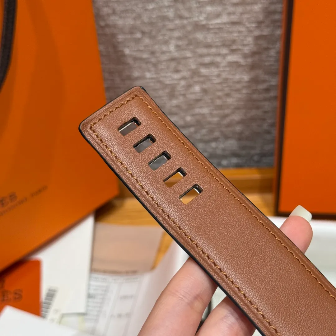 💰560💰Full package💰 💍Purchase level Hermès ⚡️🌹Collier de Chien 32 belt Crocodile🐊 embossed calfskin belt with metal belt buckle. This Collier de Chien belt continues the rock style and has been upgraded. The narrow design highlights daily fashion. Width: 32mm