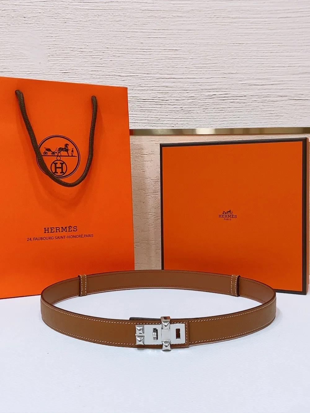 💰480💰Full package💰 💍Purchase grade Hermès⚡️🌹Madame calfskin belt with gold-plated and silver-plated belt buckle⚡️🌹Easy to adjust the tightness⚡️🌹Width 24 mm｜No code classification, stretch adjustment