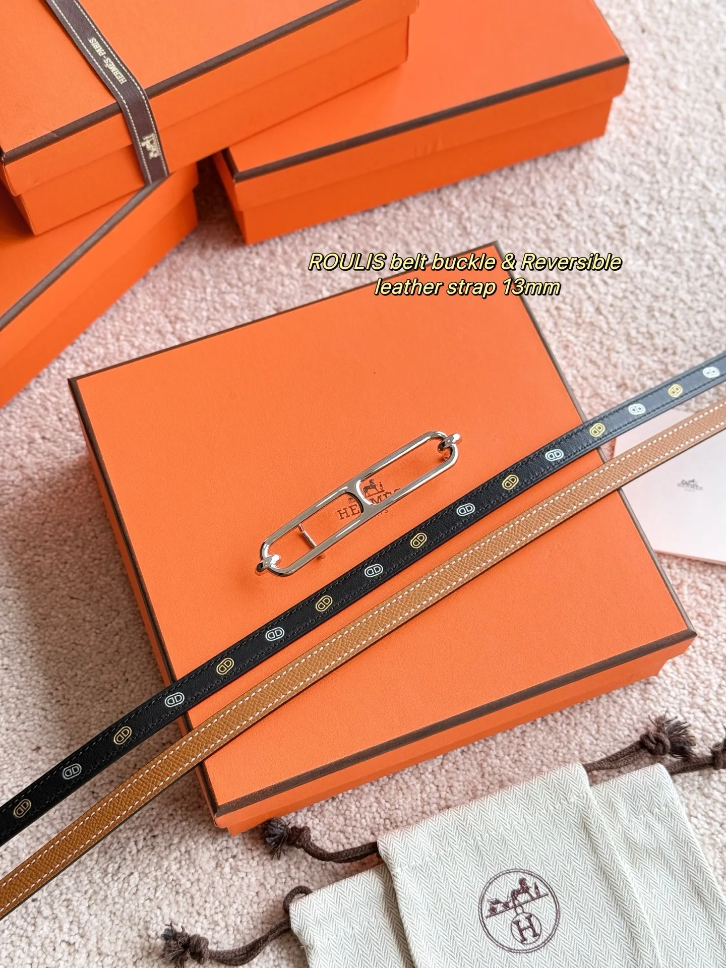 💰480💰Full set of packaging💰 💍Purchase level Hermès ❤️New style❤️ GAMMA boutique hardware with imported Epsom leather Width 13MM Hermes women's belt is highly praised for its exquisite craftsmanship, high-quality materials and classic design. It is the top choice for women's belts. It is simple and elegant. The product has a delicate feel. It is not only a practical accessory, but also adds highlights to the overall look.