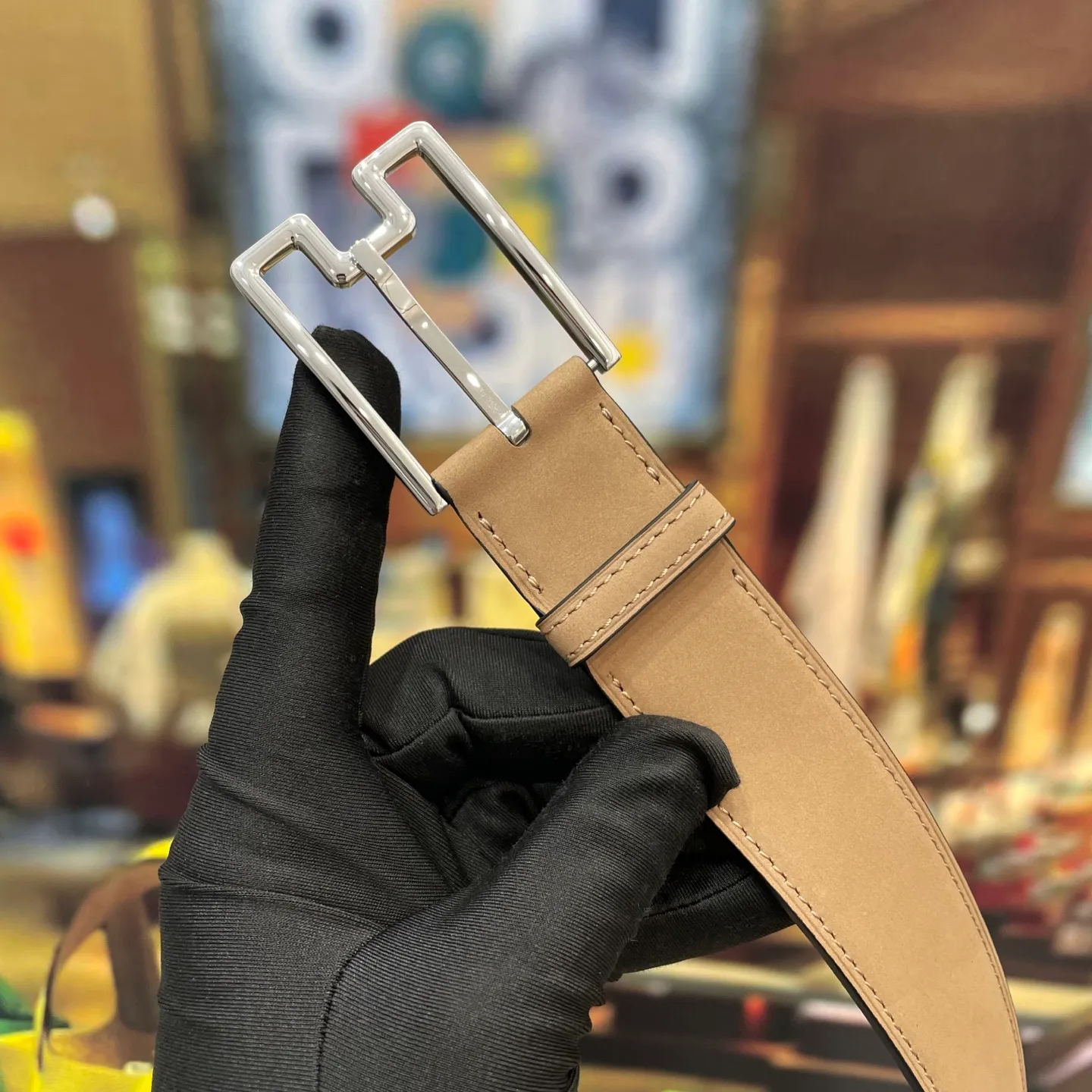 💰520💰Full set of packaging💰 💍Purchase level Hermes⚡️🌹The cabinet sister recommends sharing H Width 35mm Premium double-sided original leather with boutique buckle, boutique high quality⚡️🌹Seiko production, detailed pictures, gold medal sales cabinet sister real-life shooting, high-end luxury