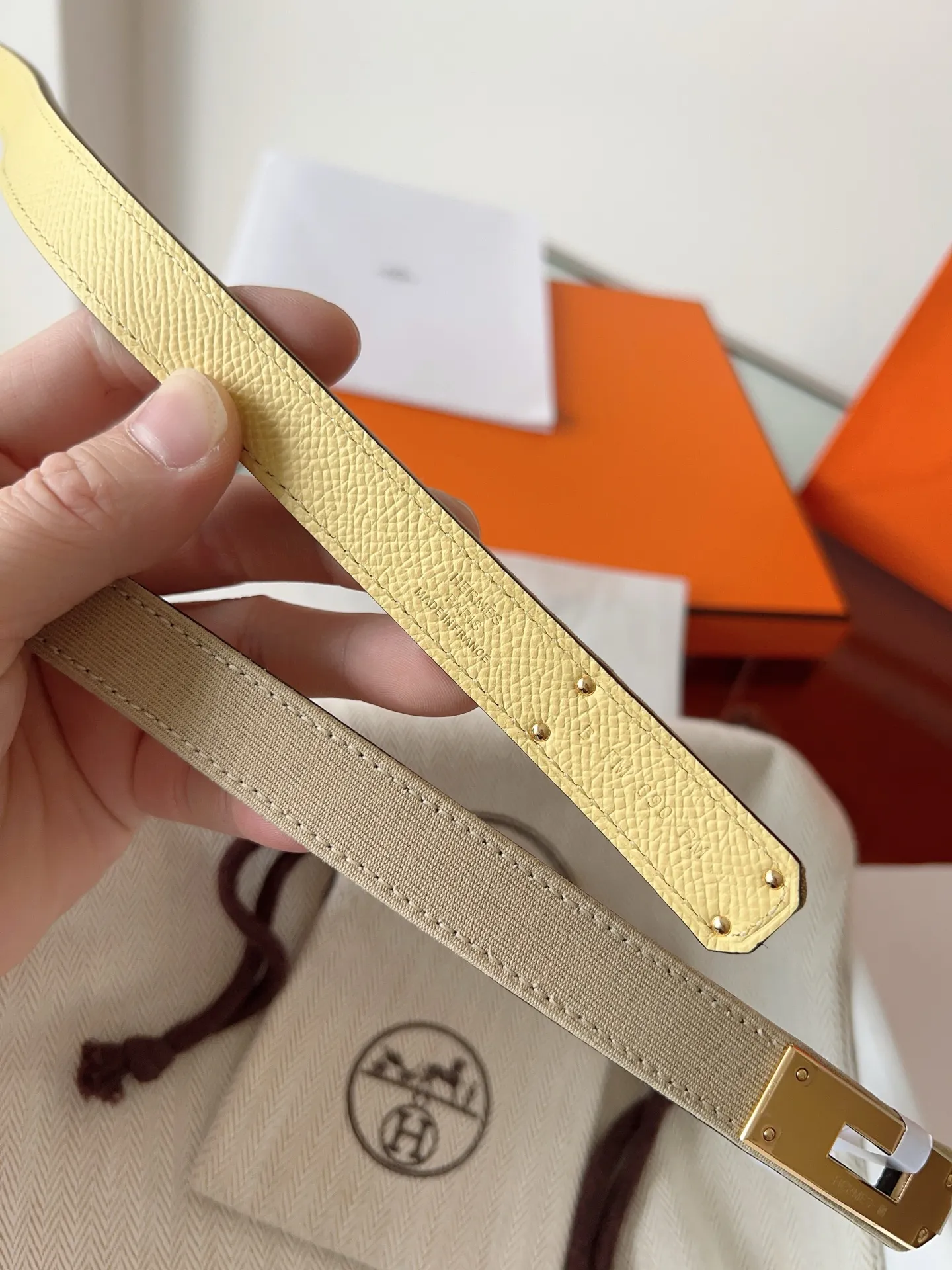 "HERMES" upgraded version 2025, brand new semi-handmade Kelly belt colors are black/gold/elephant gray/white/windbreaker rice (canvas) original EPSOM leather, the quality is beyond doubt