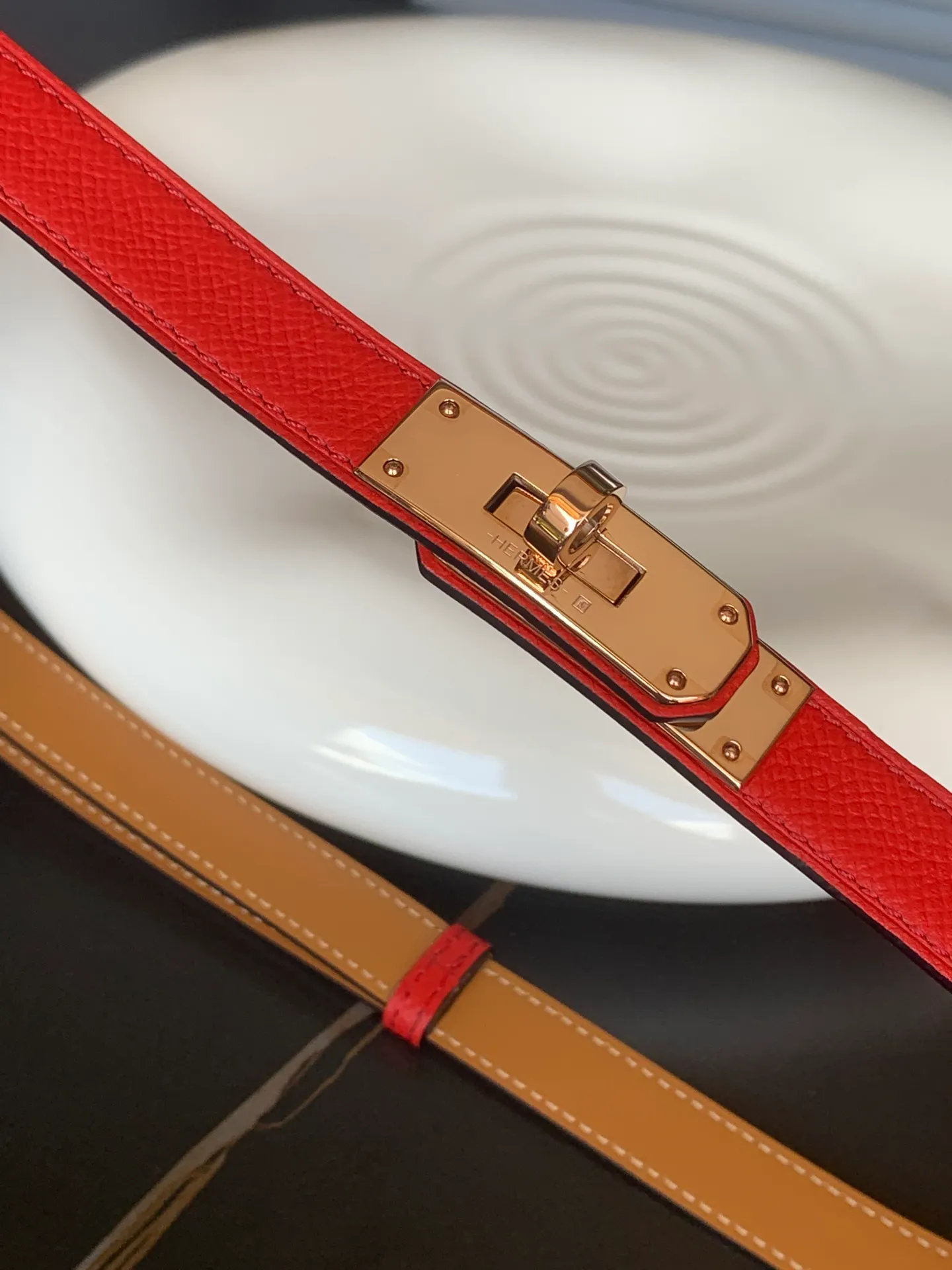 💰498💰Full package💰 💍Purchasing-grade Hermes⚡️🌹Kelly EPSOM imported calfskin⚡️🌹Width 1.8Cm! Discount gold, silver and rose gold in 3⃣️ colors! Adjustable length, one size fits all! summer boutique