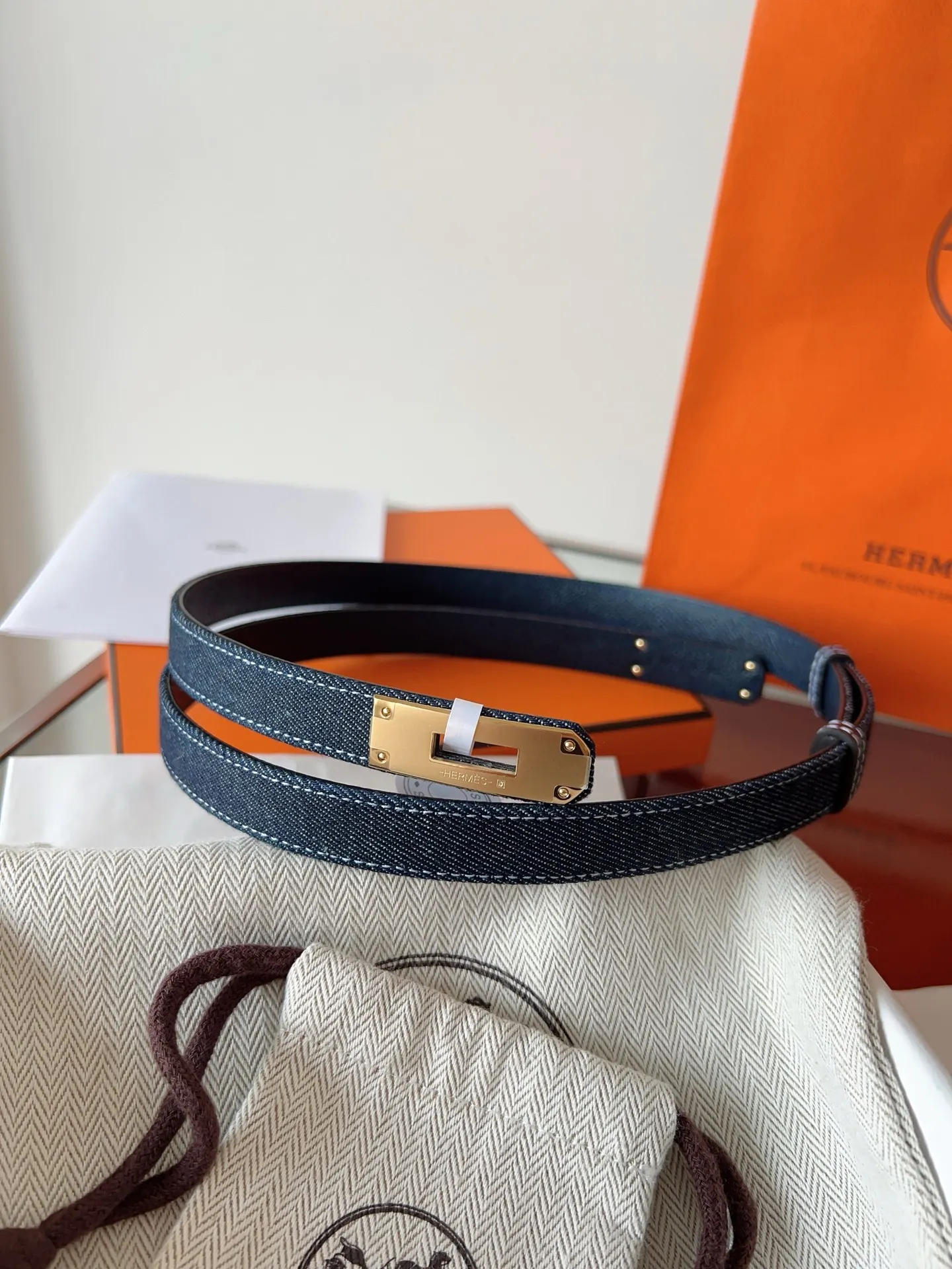 "HERMES" upgraded version 2025, brand new semi-handmade Kelly belt colors are black/gold/elephant gray/white/windbreaker rice (canvas) original EPSOM leather, the quality is beyond doubt