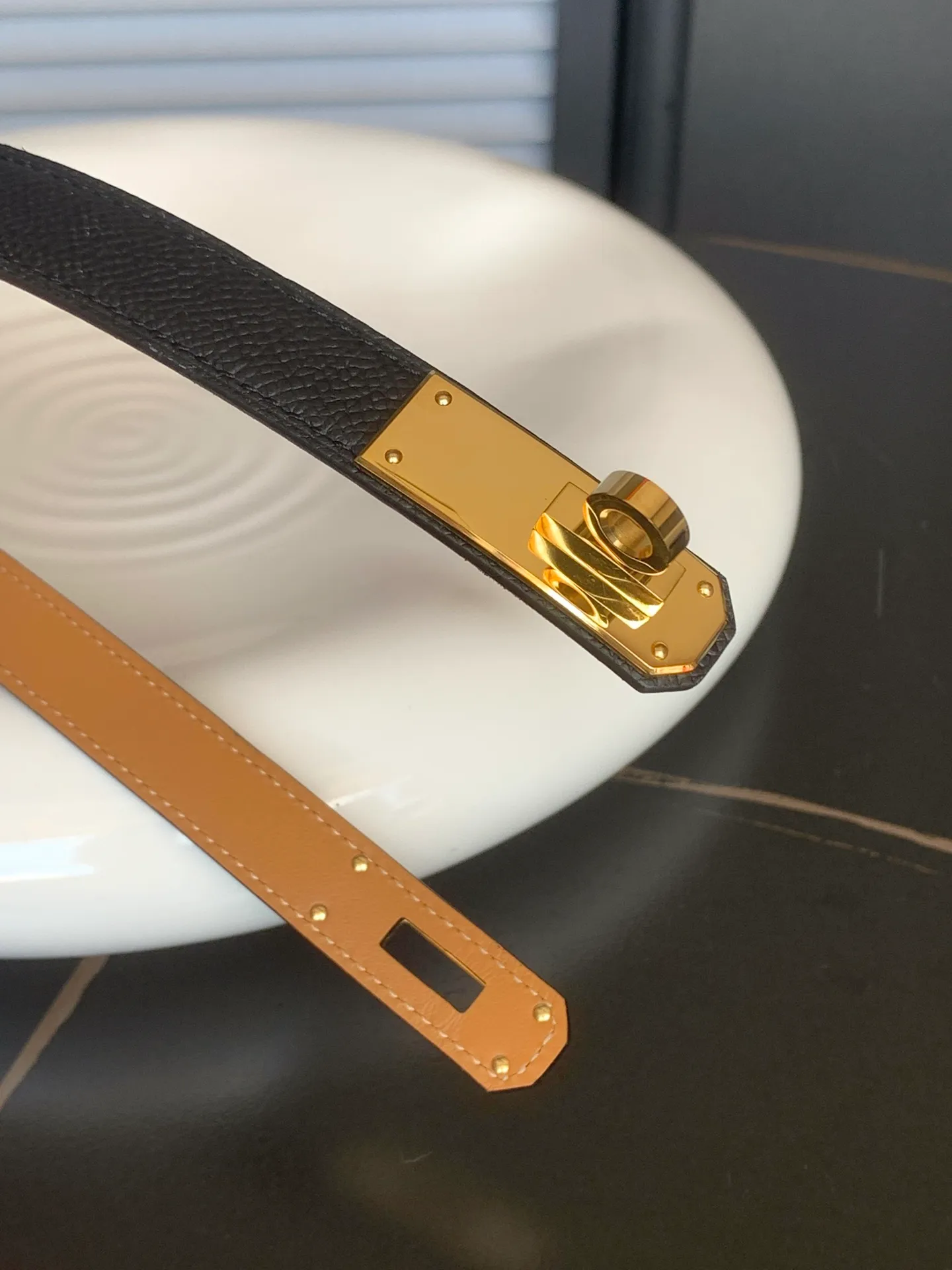 💰498💰Full package💰 💍Purchasing-grade Hermes⚡️🌹Kelly EPSOM imported calfskin⚡️🌹Width 1.8Cm! Discount gold, silver and rose gold in 3⃣️ colors! Adjustable length, one size fits all! summer boutique