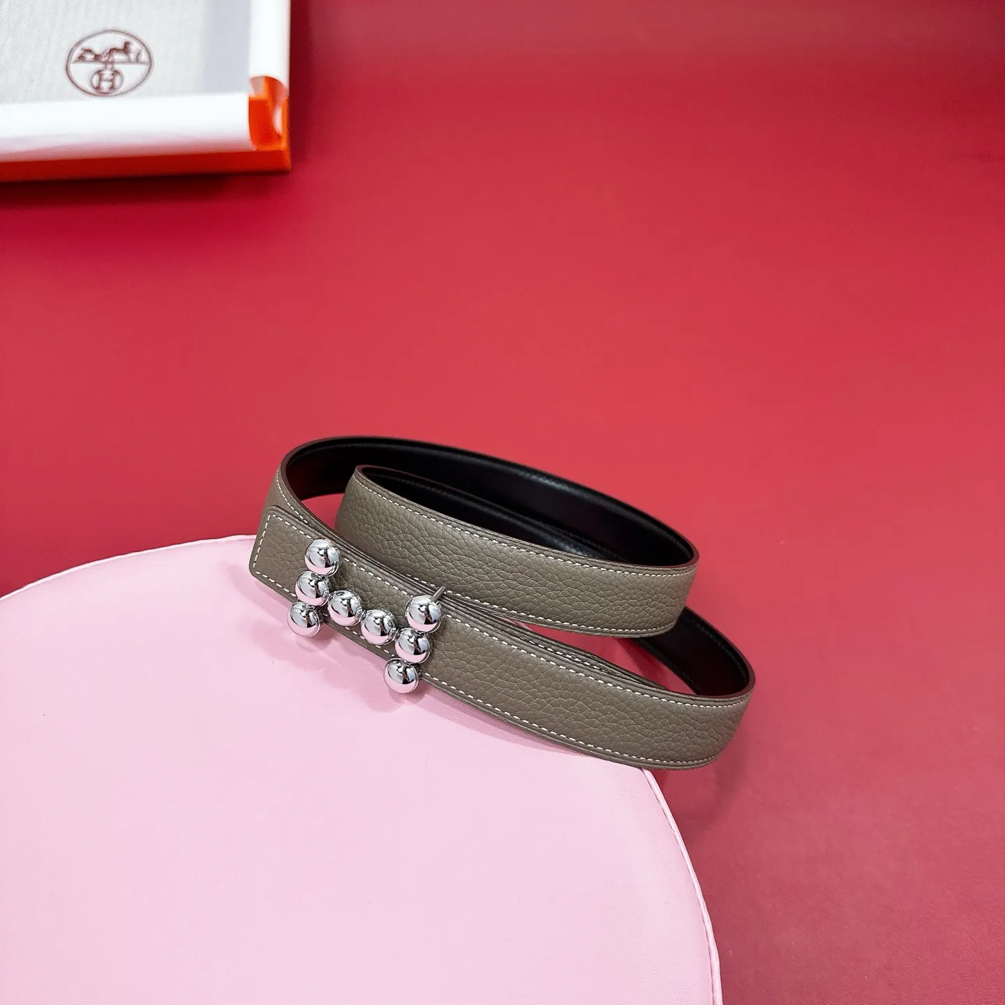 💰440💰Full package💰 💍Purchasing agent grade Hermès simple dual-purpose leather girl's pebbled belt, accessories 2.5cm H stainless steel dual-purpose leather H buckle belt!