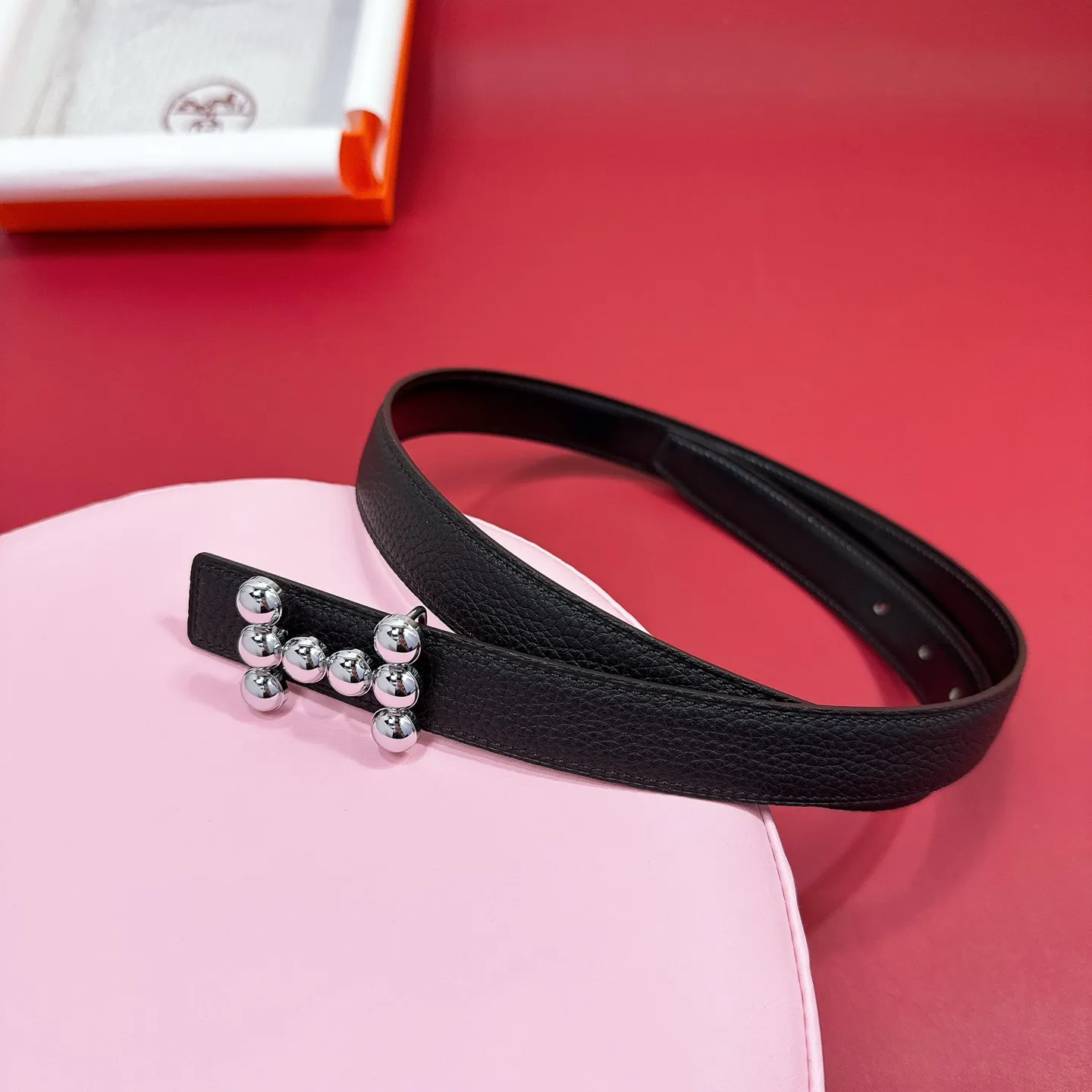 💰440💰Full package💰 💍Purchasing agent grade Hermès simple dual-purpose leather girl's pebbled belt, accessories 2.5cm H stainless steel dual-purpose leather H buckle belt!