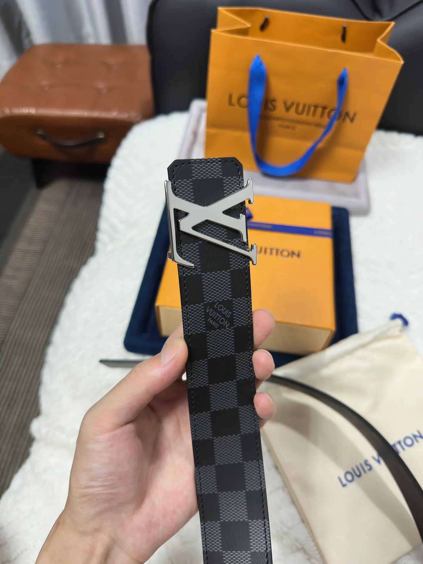 💰480💰Full set of packaging💰 💍Purchasing-grade LV Louis Vuitton M0107, double-sided, screen-printed checkerboard, width 4.0cm, high-quality LV buckle