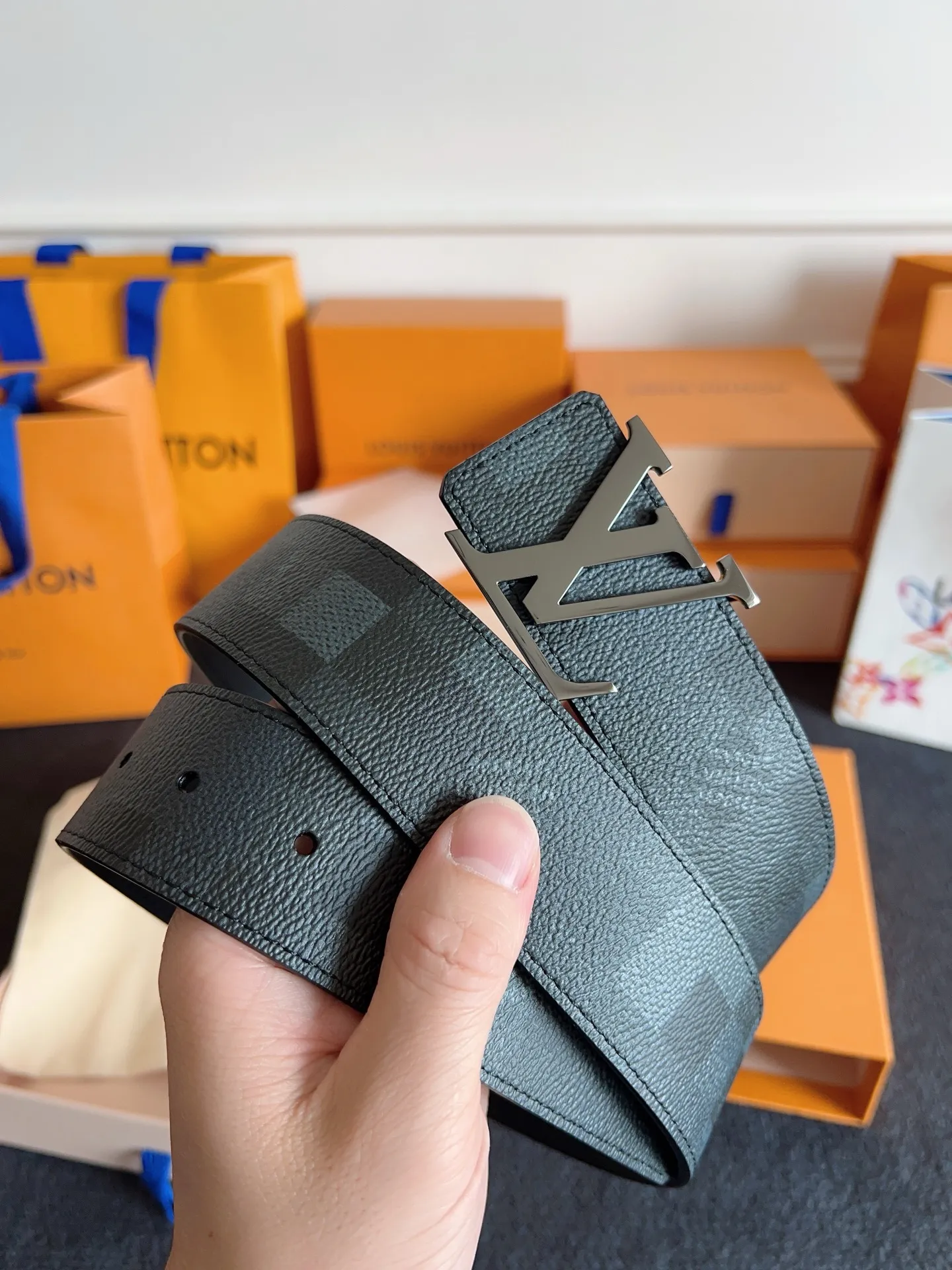 💰480💰Full package💰 💍purchasing grade LV France🇫🇷original leather⚡️🌹embossed with Italian🇮🇹imported original calfskin bottom⚡️🌹size 4.0cm fine hardware imported furnace hardware⚡️🌹M8958