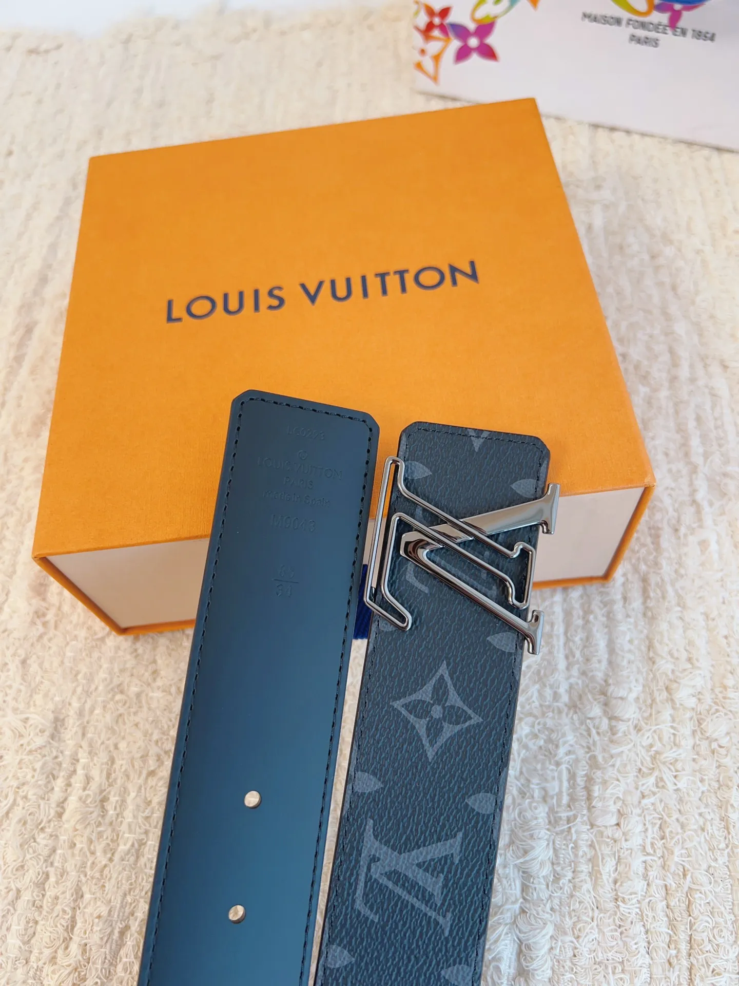 💰480💰Authentic packaging💰 💍Purchase level LV new~⚡️Lvjia France🇫🇷Original leather material⚡️Size 4.0cm⚡️Imported hardware The hardware in the furnace is not what you see in the market iT water-adjusted hardware