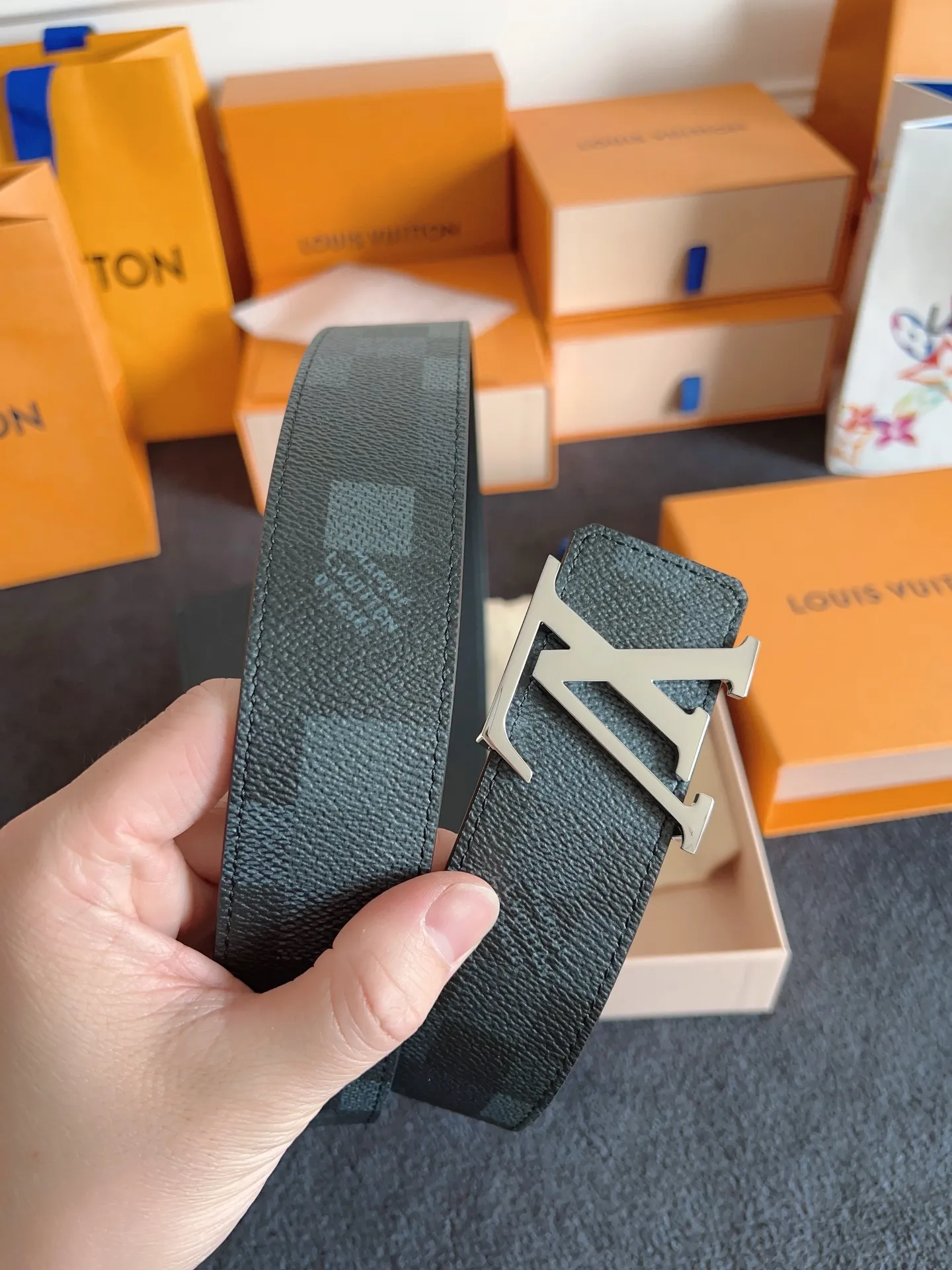 💰480💰Full package💰 💍Purchase level Lv new~🤩Lvjia France🇫🇷Original leather 🇮🇹Imported original calfskin bottom Size 4.0cm Premium hardware Imported furnace hardware