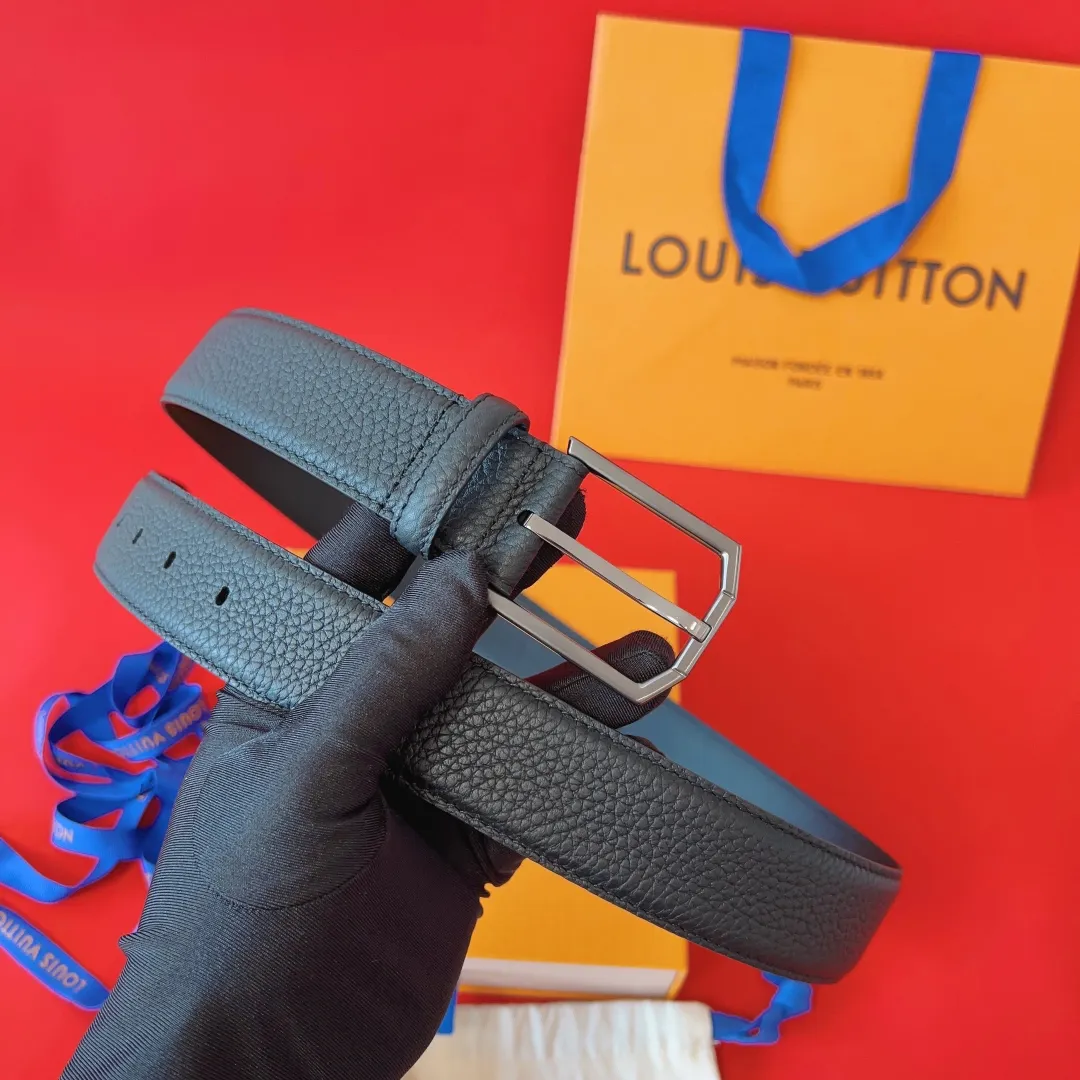 💰520💰Full package💰 💍Purchasing-grade LV launches new 3.5cm wide M8632, new style pin buckle.