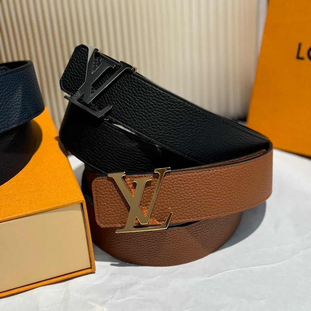 💰480💰Full package💰 💍Purchasing-grade LV luxury modern Taurillon leather, decorated with the brand's iconic LV initials, simple and elegant style. The belt is soft and strong, suitable for both formal wear (such as formal wear) and casual wear, and is highly practical. Width 4.0cm