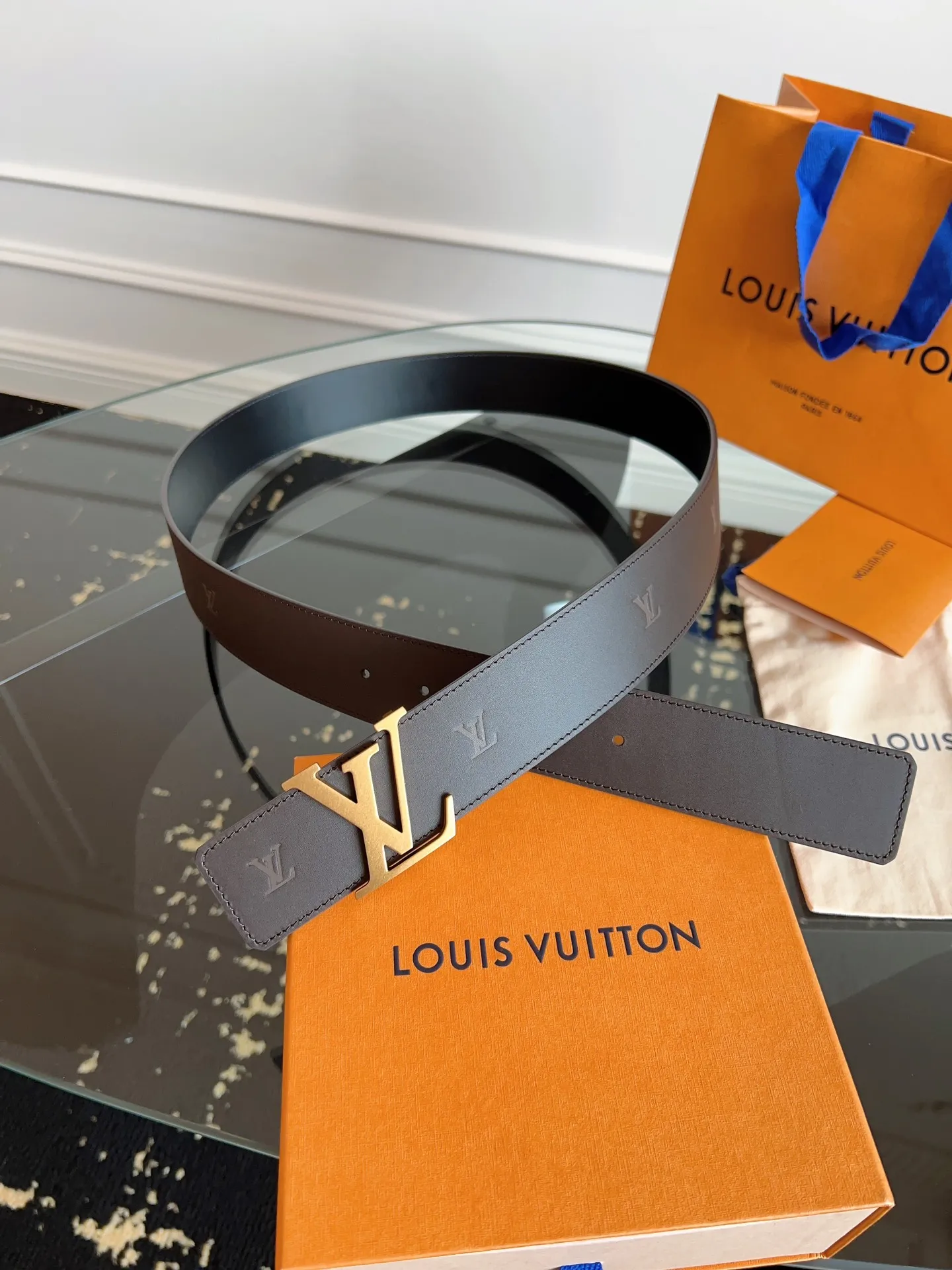 💰520💰Full set of packaging💰 💍Purchase level LV new arrival~🤩Lvjia France🇫🇷Original leather size 4.0cm Hardware Imported furnace hardware is not what you see in the market iT water-adjusted hardware