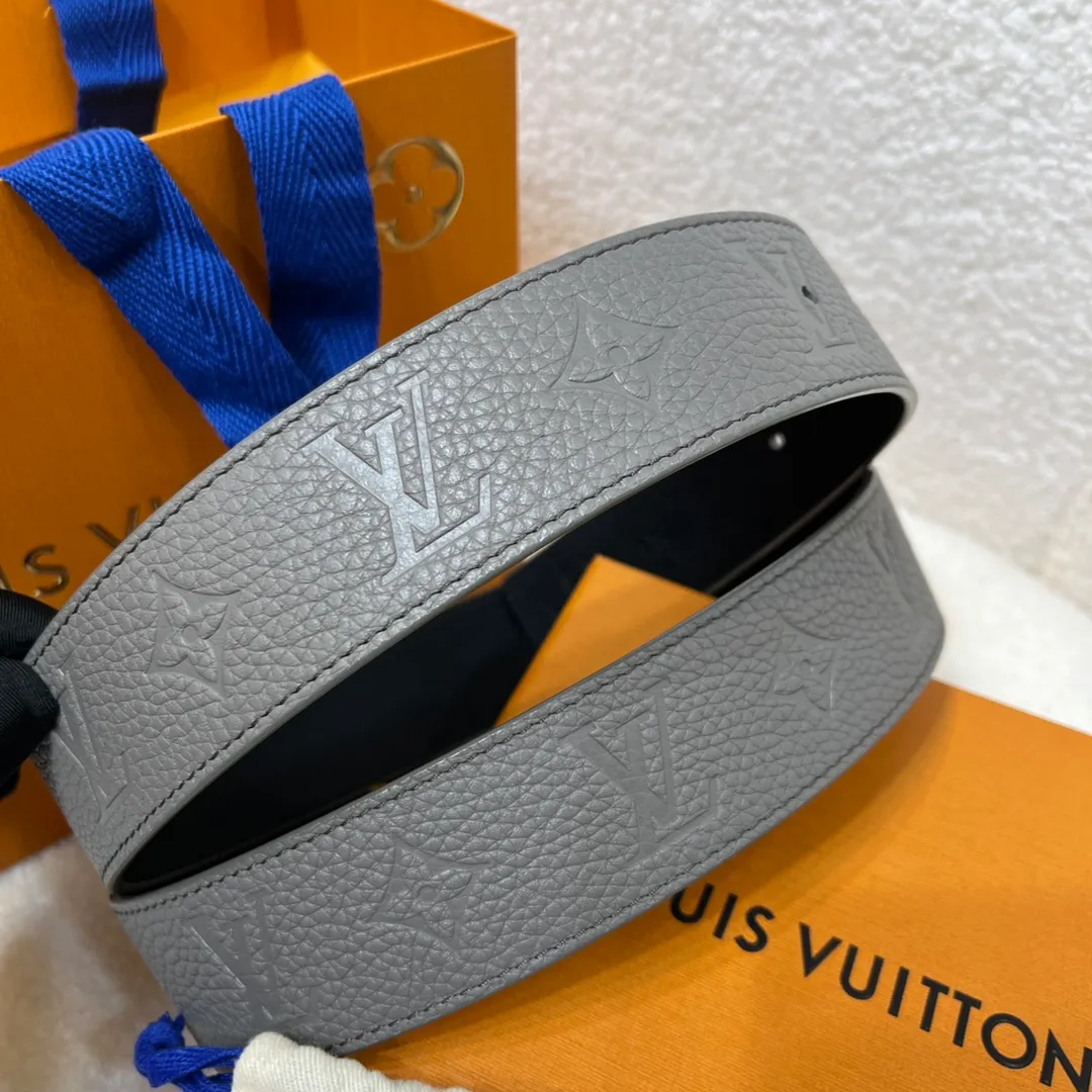 💰480💰Complete package💰 💍Purchase level, trendy men's wear, new belt LV NEW, width 4cm, the belt surface is made of imported Togo pebbles, embossed with floral patterns, pure black original calfskin bottom, feels great, matched with exquisite buckles of the same color as the belt, multi-color🉑choice