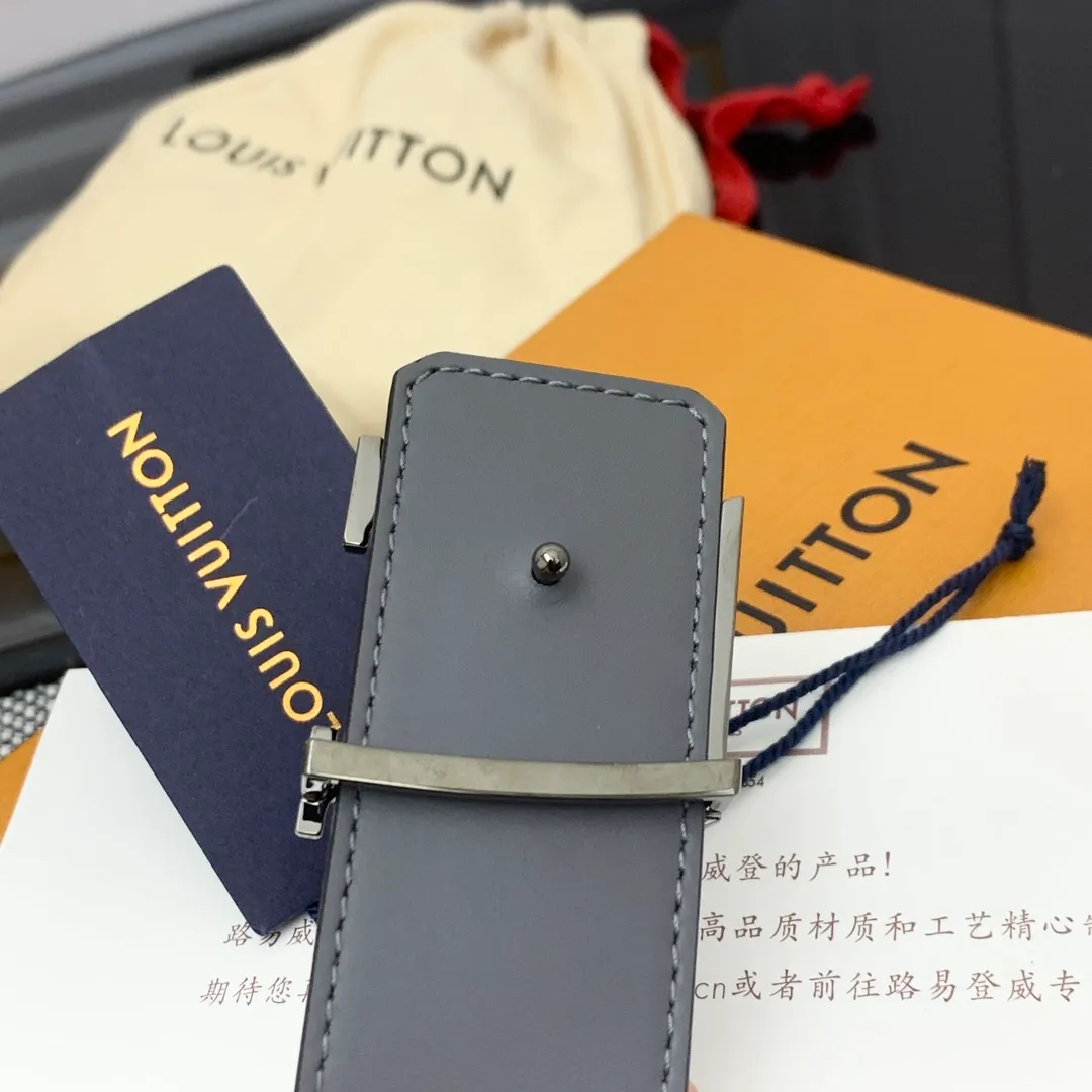 💰480💰Full package💰 💍Purchasing level Lv new~🤩Lvjia France🇫🇷Original special leather with original calfskin bottom Size 4.0cm Premium hardware Imported furnace hardware