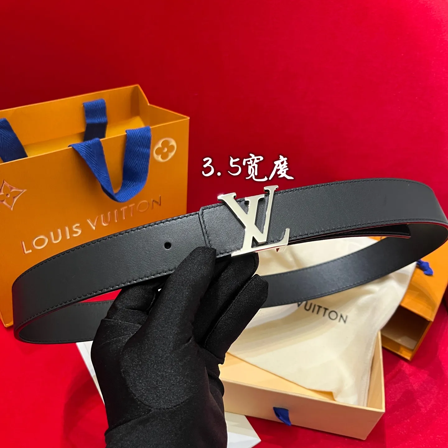 💰560💰Full package💰 💍Purchasing-grade LV⚡️🌹Simple but high-end fashionable✨❗️Donkey brand men’s belt⚡️🌹Width 3.5cm, imported calfskin on both sides, usable on both sides, brand new intricately intertwined exquisite buckles, this is the right choice for those who don’t like exaggerated big logos⚡️🌹