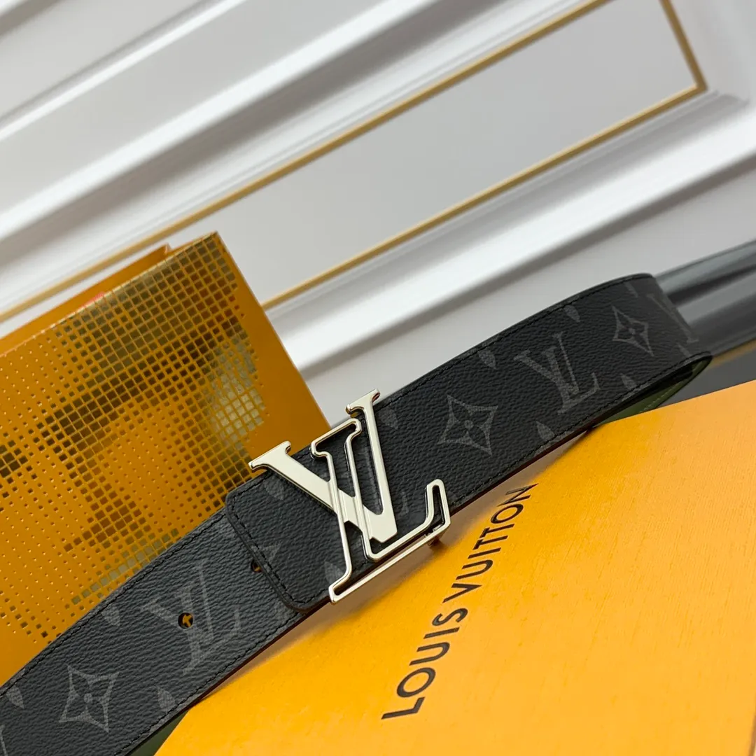 💰480💰Full package💰 💍Purchasing level Lv new~🤩Lvjia France🇫🇷Original special leather with original calfskin bottom Size 4.0cm Premium hardware Imported furnace hardware