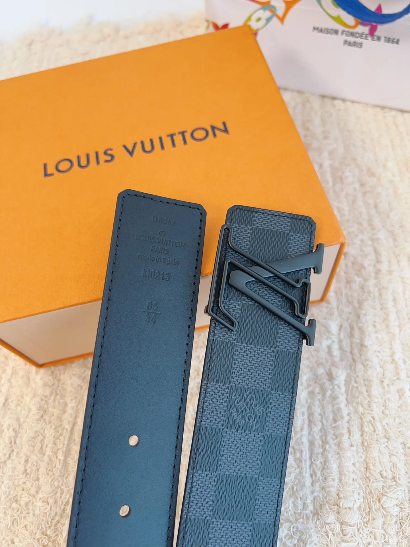 💰480💰Authentic packaging💰 💍Purchase level LV new~⚡️Lvjia France🇫🇷Original leather material⚡️Size 4.0cm⚡️Imported hardware The hardware in the furnace is not what you see in the market iT water-adjusted hardware