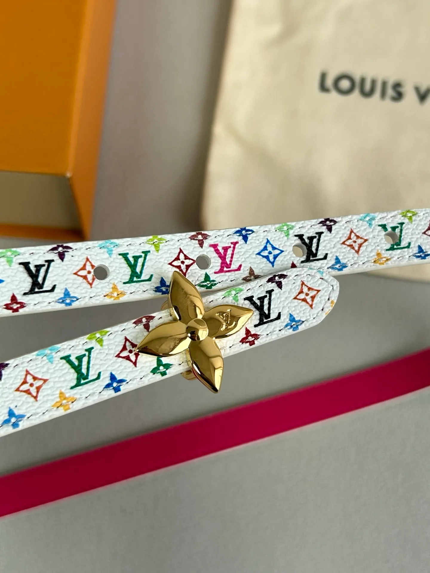 💰440💰Full package💰 💍Purchase grade LV Louis Vuitton⚡️🌹1.5cm double-sided belt, counter quality, double-sided use. Pure copper hardware buckle. Accessories loved by the brand’s brilliant classic designs