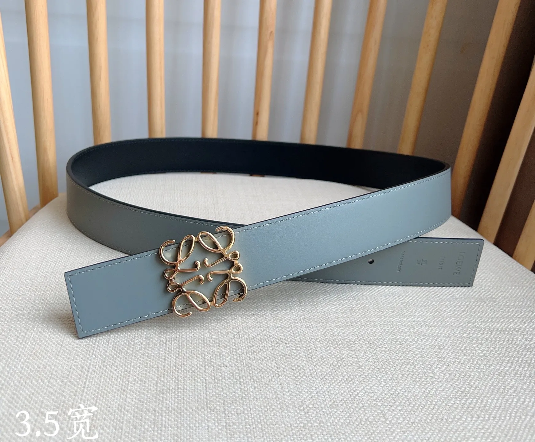 💰460💰Full package💰 💍Purchasing-grade LOEWE⚡️🌹The latest belt of the same style at the counter⚡️🌹Smooth cow leather double-sided belt equipped with Anagram pin buckle five-hole adjustment Excellent craftsmanship Personalized shape Exquisite material⚡️🌹Width: 3.5cm