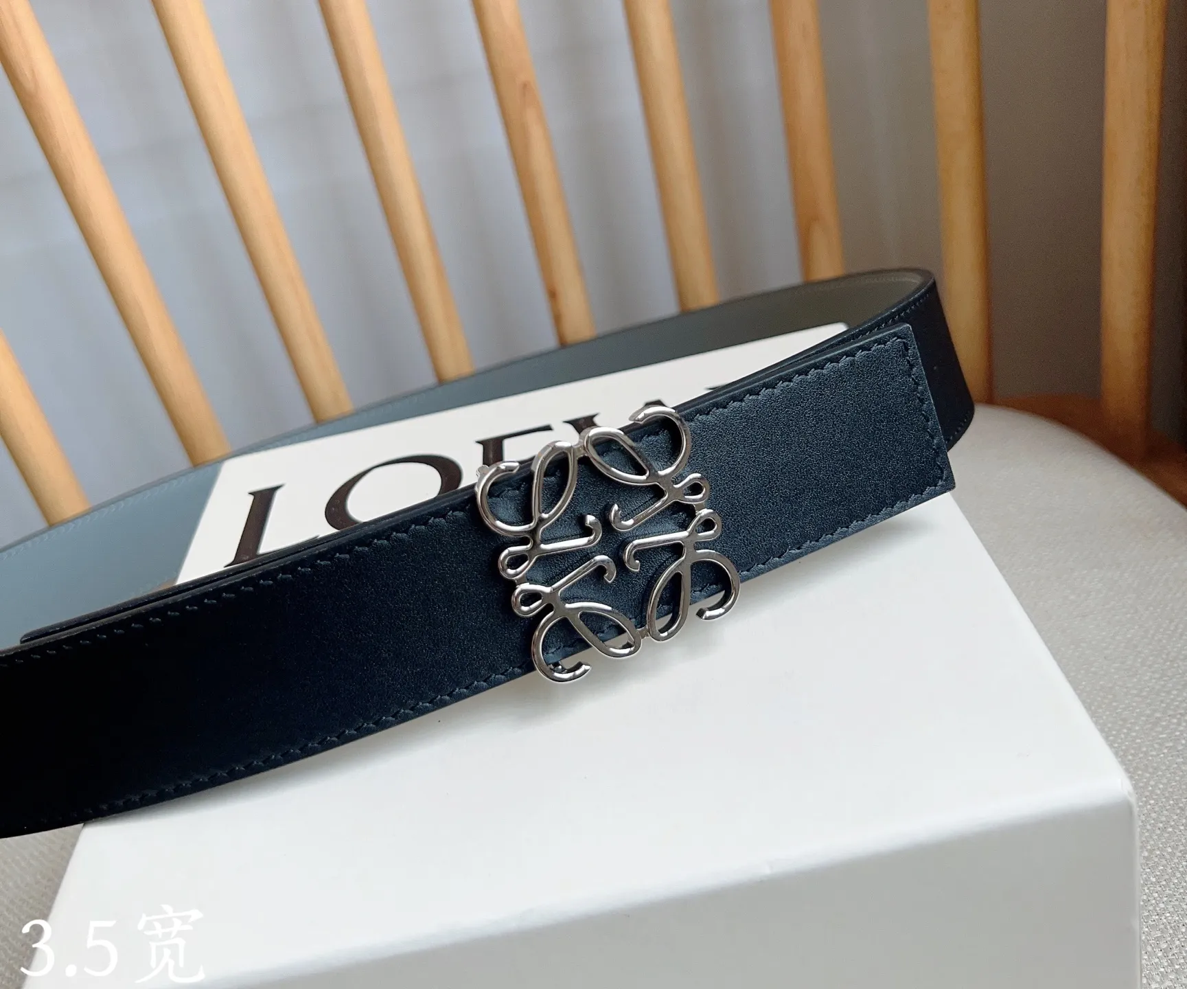 💰460💰Full package💰 💍Purchasing-grade LOEWE⚡️🌹The latest belt of the same style at the counter⚡️🌹Smooth cow leather double-sided belt equipped with Anagram pin buckle five-hole adjustment Excellent craftsmanship Personalized shape Exquisite material⚡️🌹Width: 3.5cm