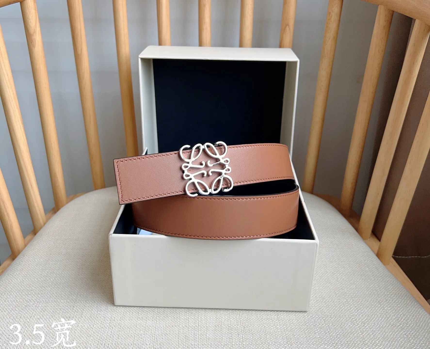 💰460💰Full package💰 💍Purchasing-grade LOEWE⚡️🌹The latest belt of the same style at the counter⚡️🌹Smooth cow leather double-sided belt equipped with Anagram pin buckle five-hole adjustment Excellent craftsmanship Personalized shape Exquisite material⚡️🌹Width: 3.5cm