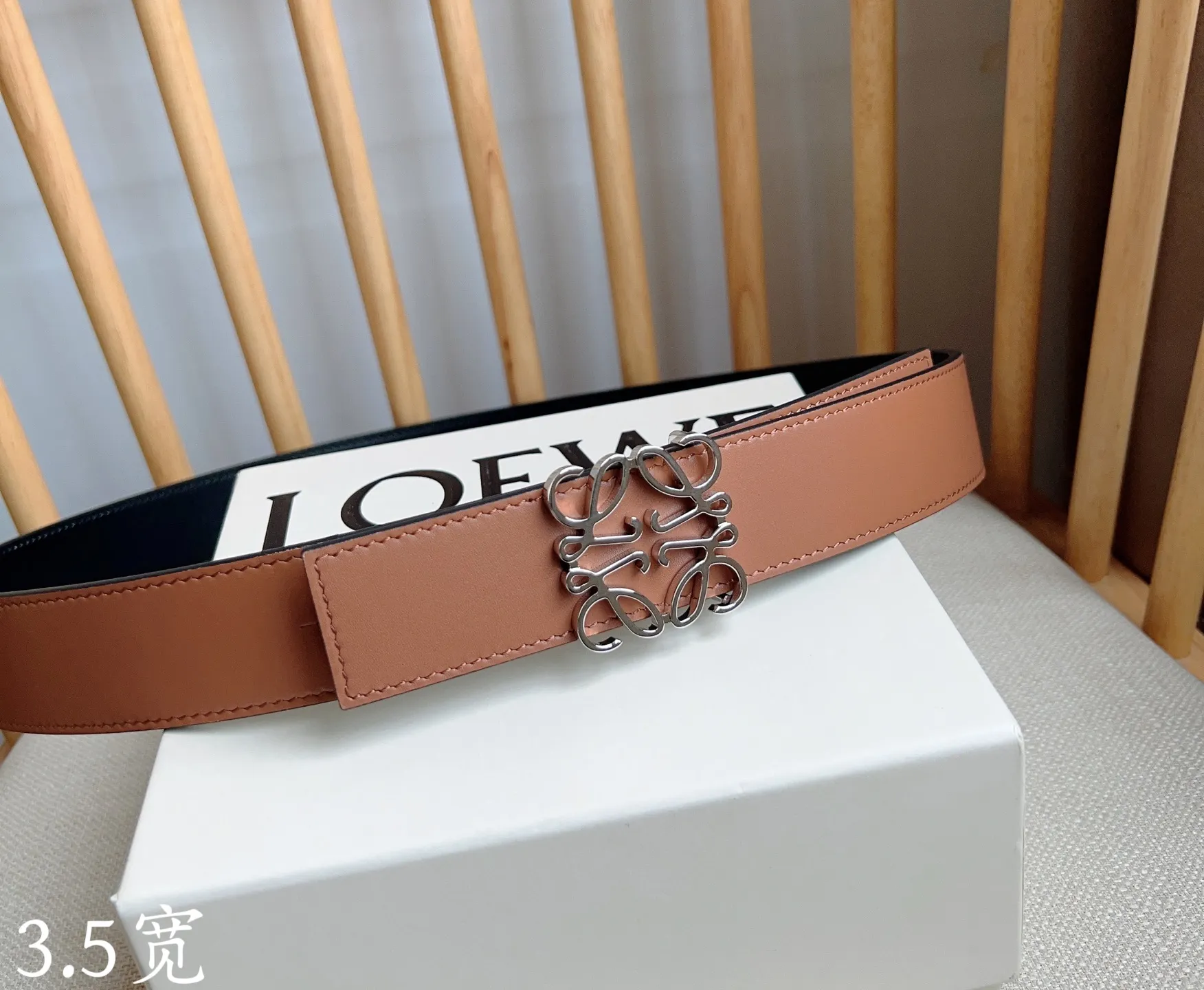 💰460💰Full package💰 💍Purchasing-grade LOEWE⚡️🌹The latest belt of the same style at the counter⚡️🌹Smooth cow leather double-sided belt equipped with Anagram pin buckle five-hole adjustment Excellent craftsmanship Personalized shape Exquisite material⚡️🌹Width: 3.5cm
