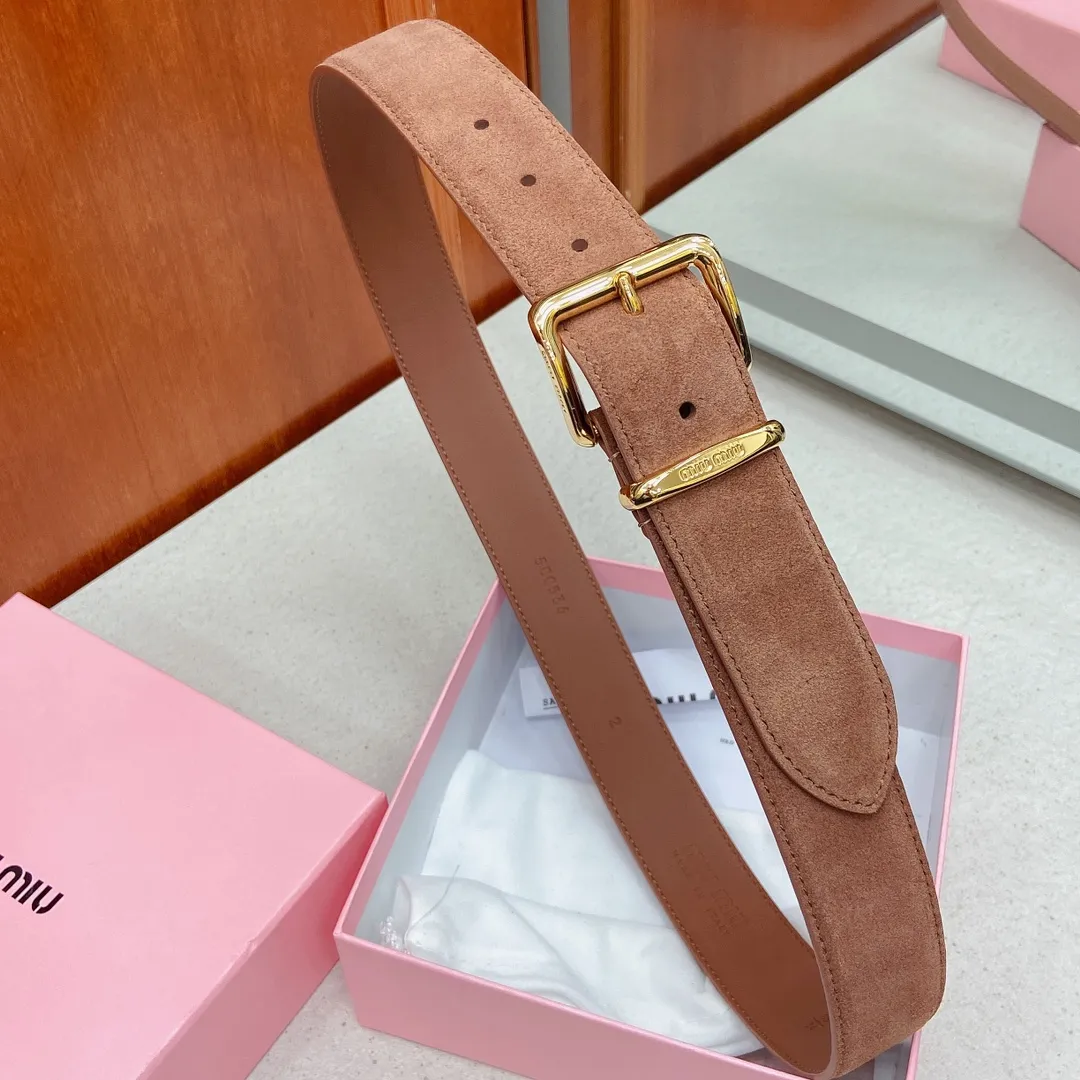 💰460💰Full package💰 💍Purchasing agent level Miumiu⚡️🌹New model, belt width 3.5cm, suede calfskin material pure copper metal buckle, minimalist style, design enhances style.