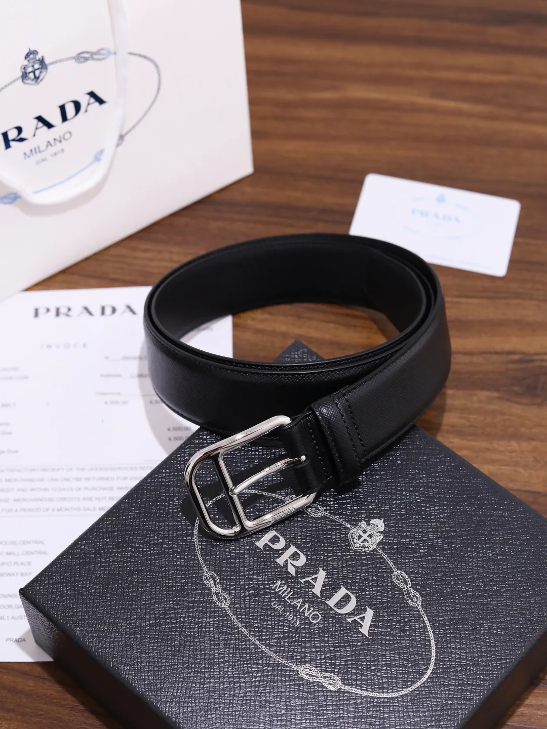 💰480💰Full package💰 💍Purchase grade Prada⚡️🌹Width 3.5cm, double-sided first-layer calfskin, exquisite diagonal stitching. Italian Finnis oil edge,