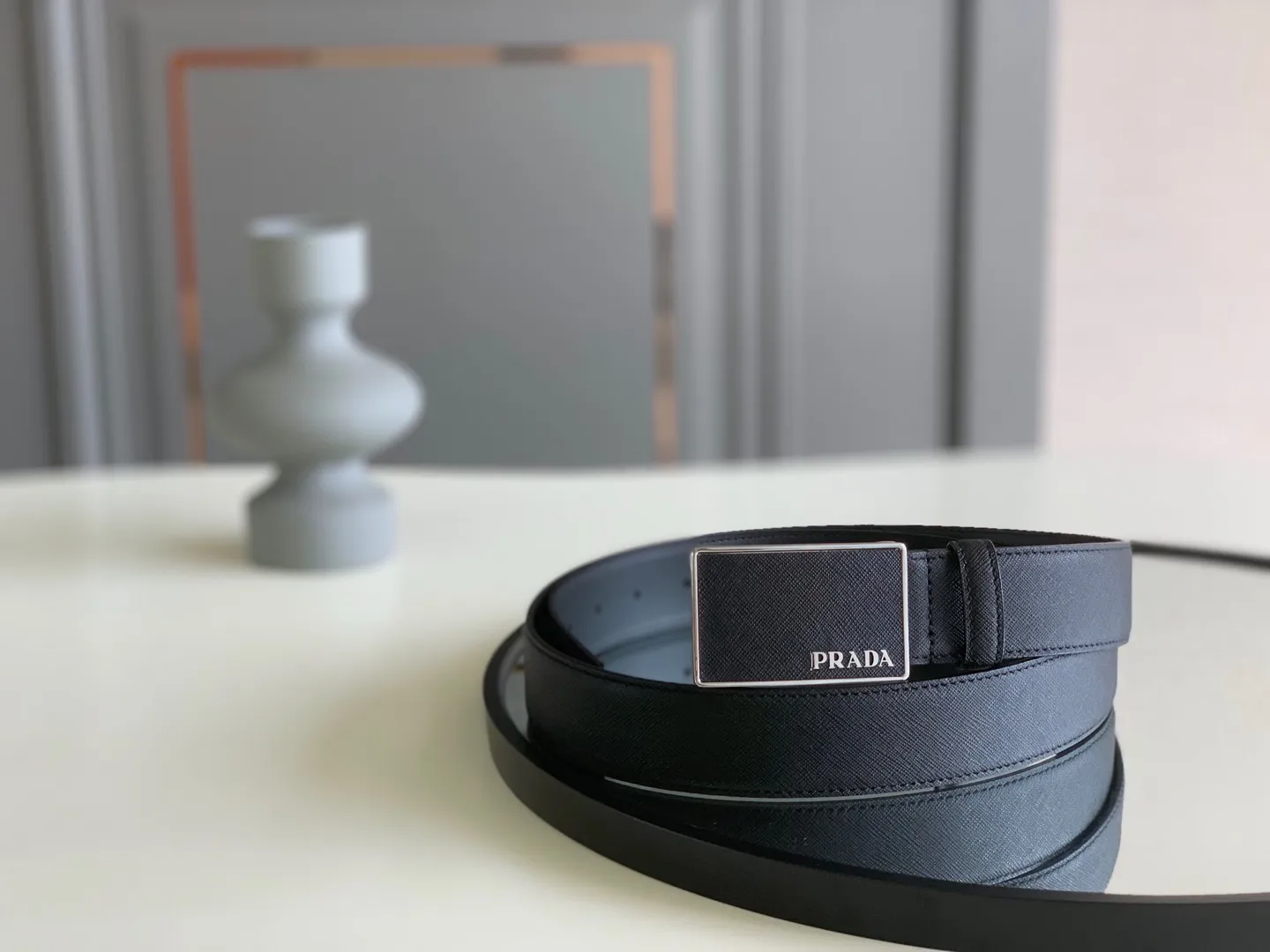 💰480💰Full package💰 💍Purchase level Prada official website synchronization, new Prada Saffiano leather double-sided black cross pattern new plate buckle, belt width 3.4 cm buckle with engraved nameplate💓💓💓