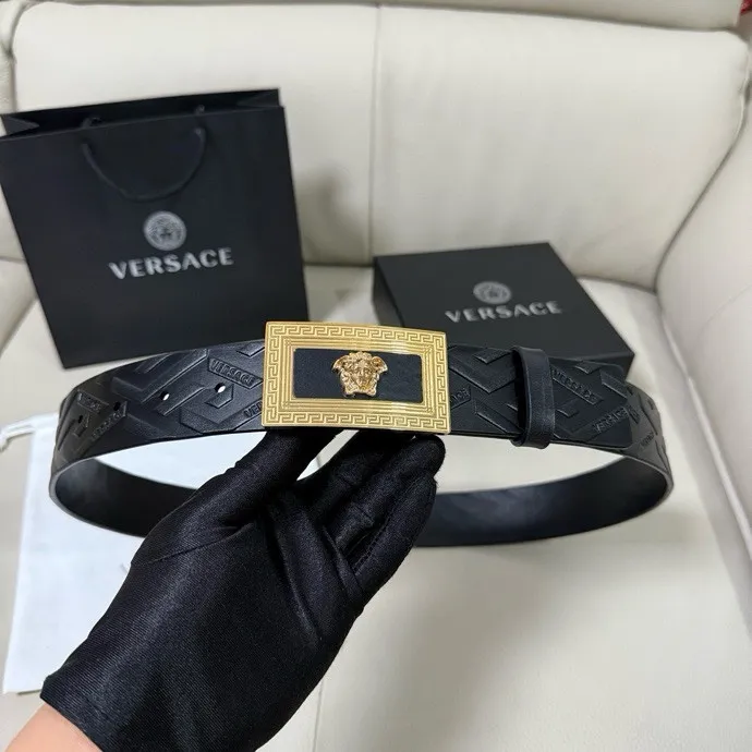 💰480💰Full package💰 💍Purchasing-grade Versace Width 4.0cm⚡️🌹Men's model imported top-layer tree-height cowhide⚡️🌹Medusa head veneer buckle