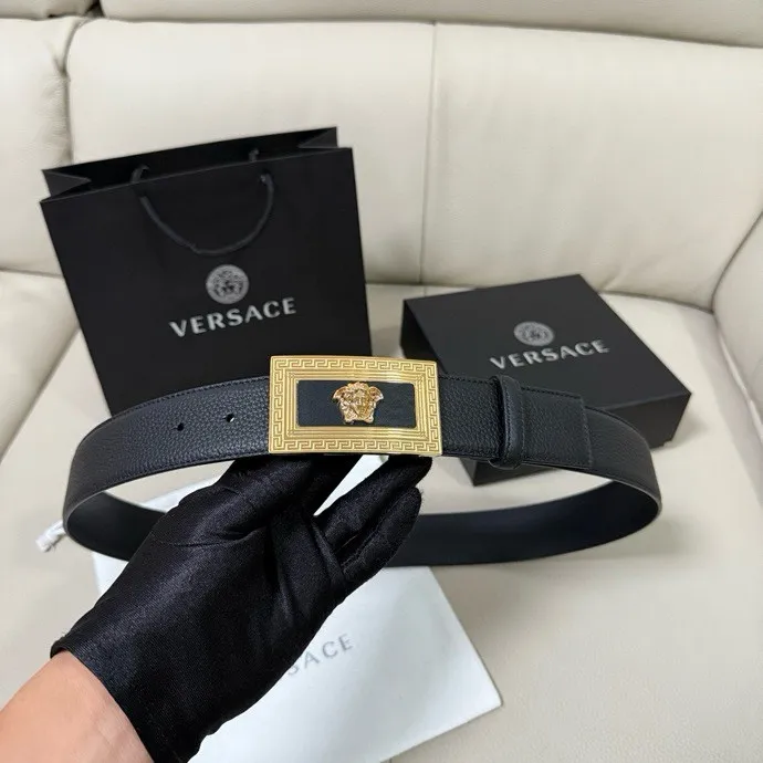 💰480💰Full set of packaging💰 💍Purchasing-grade Versace Width 4.0cm⚡️🌹Men's imported first-layer cowhide with lychee pattern🌹Medusa head veneer buckle