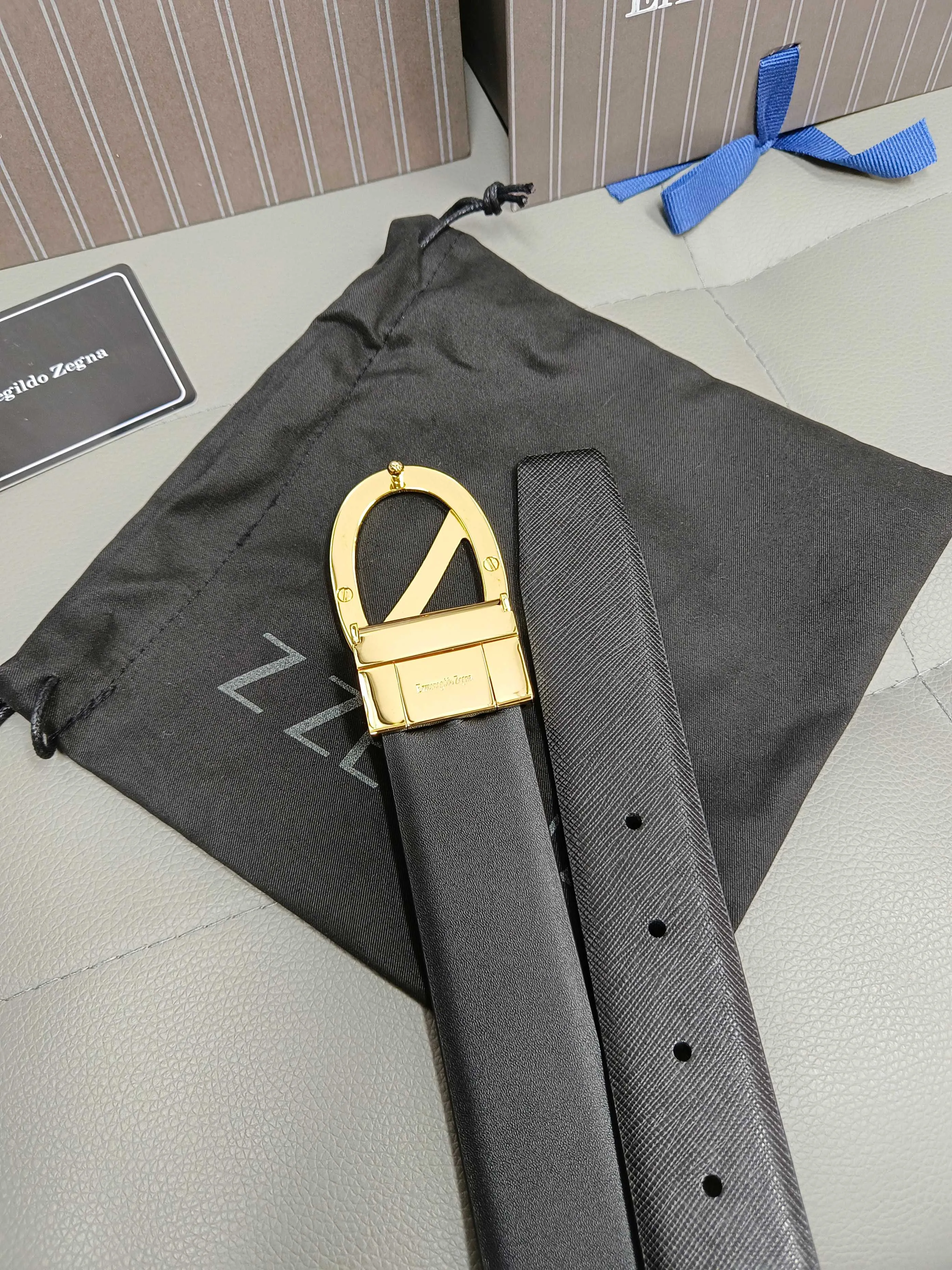 💰460💰Full set of packaging💰 💍Purchase-grade Zegna·⚡️🌹Italy counters are selling genuine products·The wiring is oiled and carefully matched with original Gancio hardware·3.5cm specifications·Adjustable belts·Look at the picture to place an order
