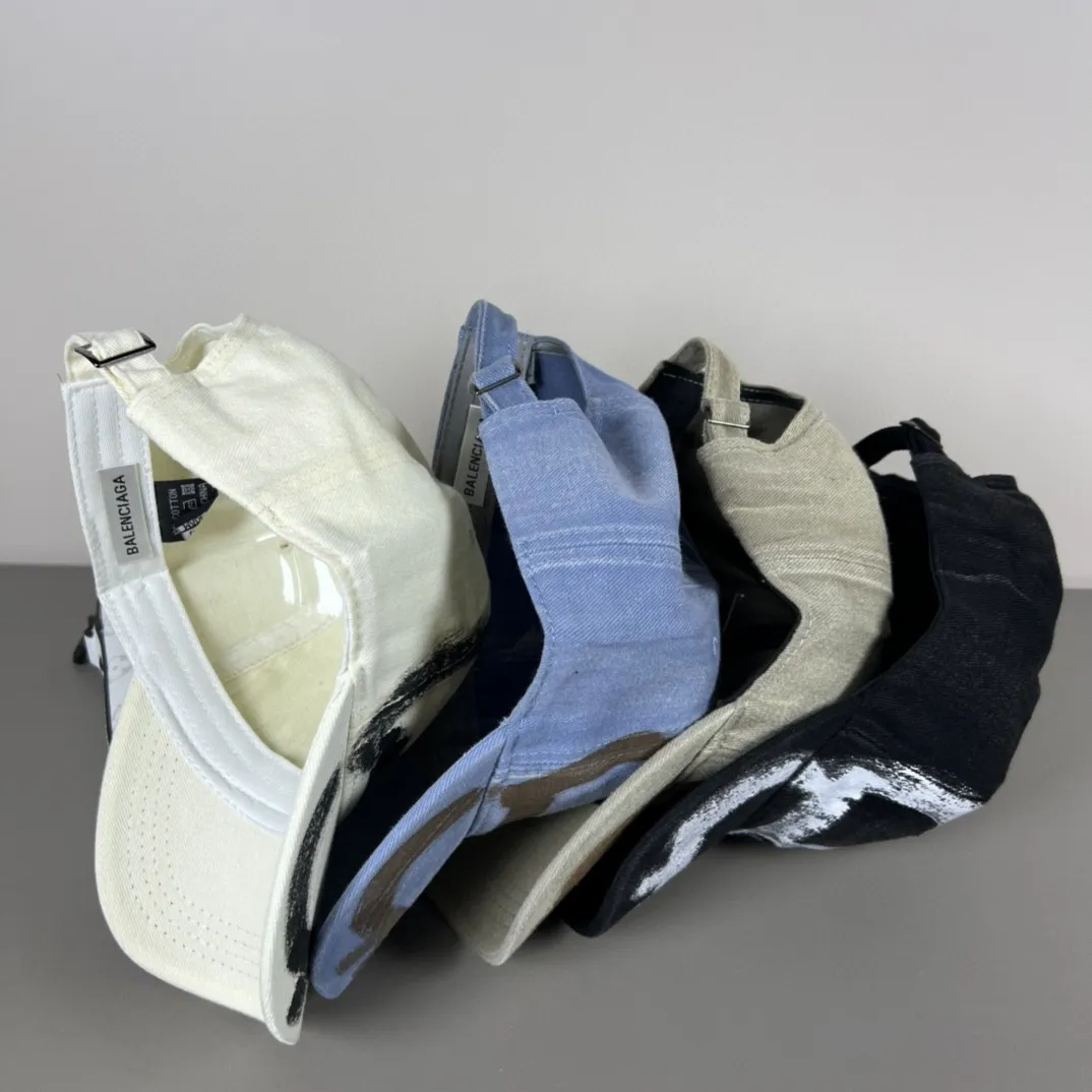 P50 BALENCIAGA new embroidered logo baseball cap, cool colors, different styles for men and women, the first batch will be shipped first! A must-buy for Paris fans!