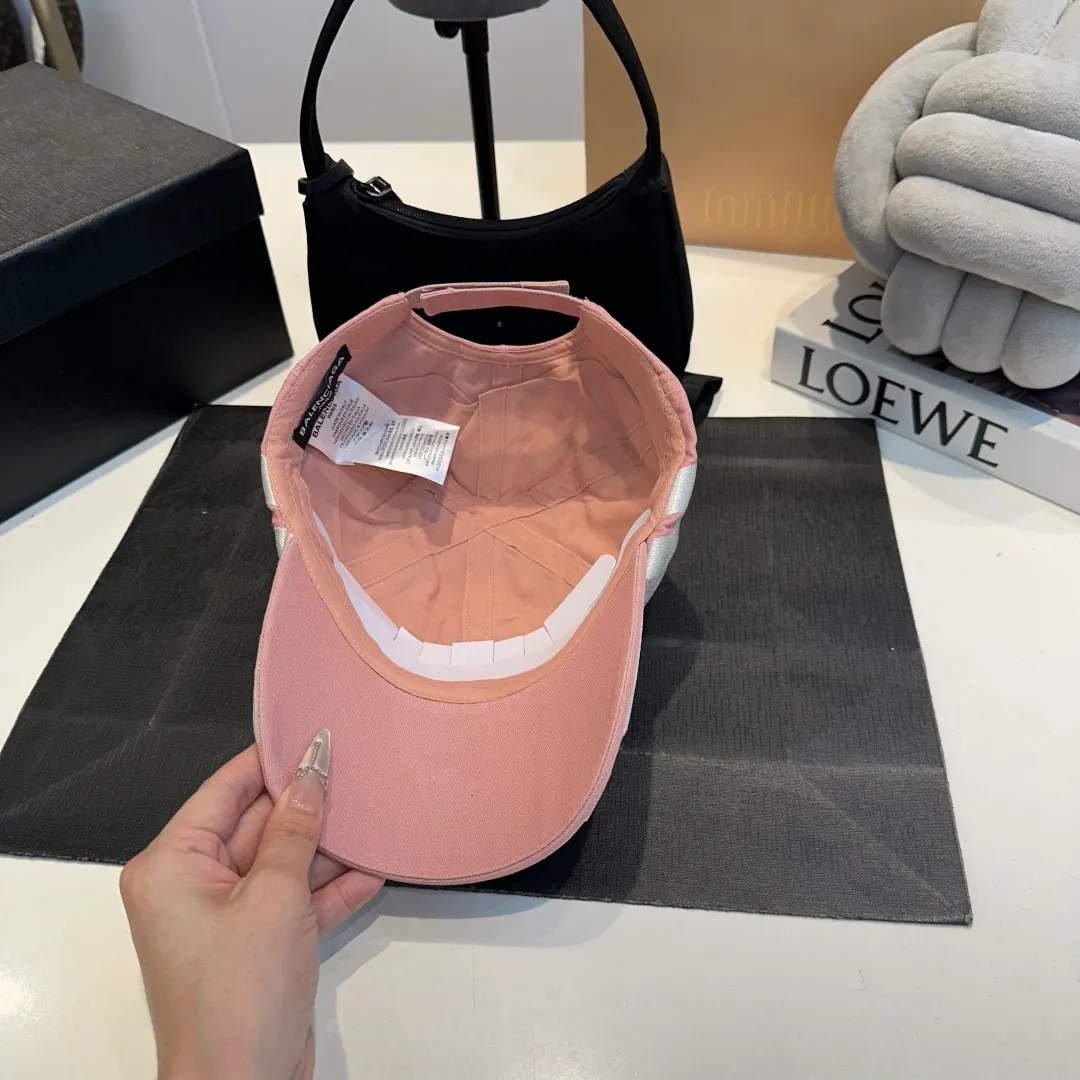 P60 Balenclaga official website new product Balenciaga new baseball cap ready for delivery in seconds🧢Simple, fashionable, super invincible and beautiful hat! Couple style!