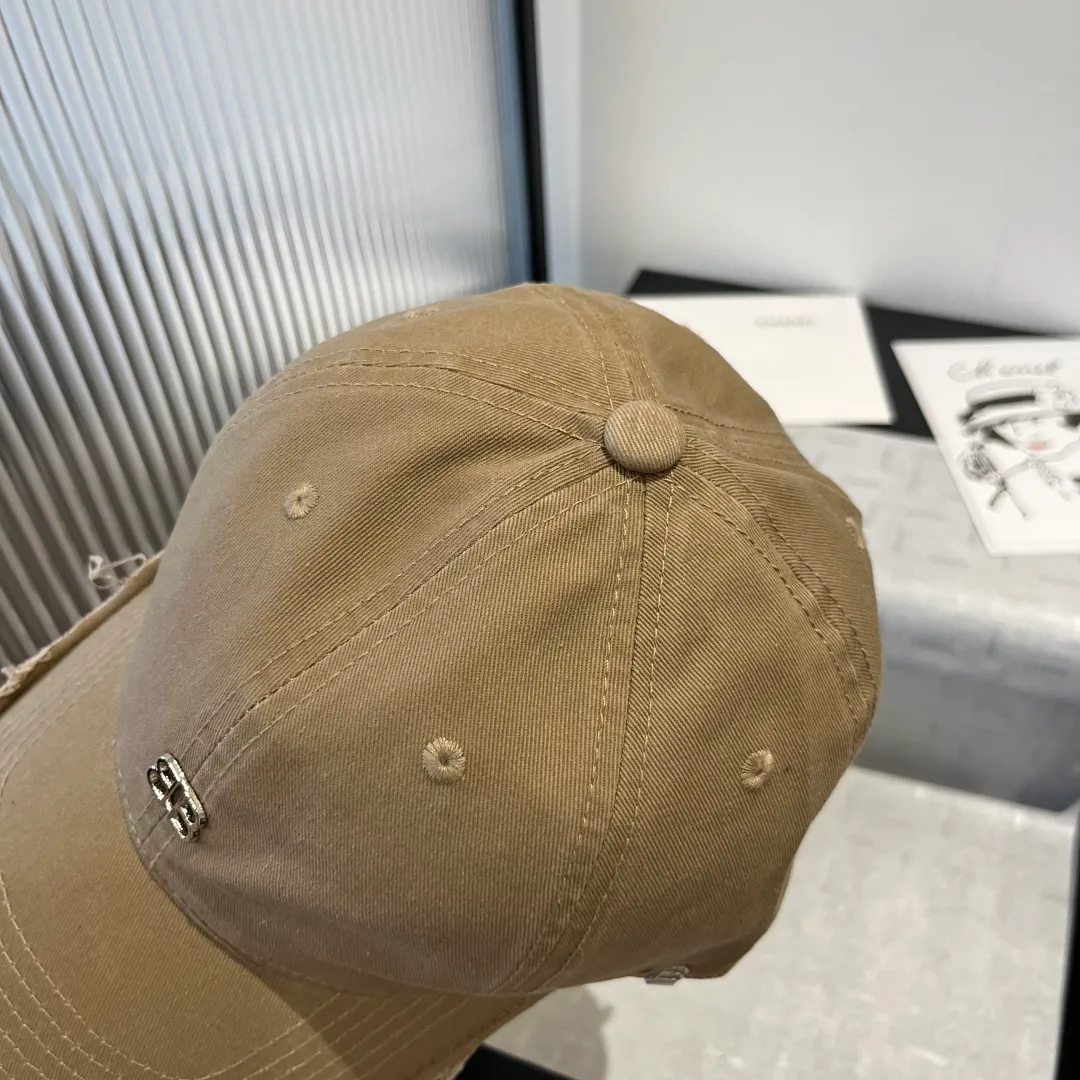 💰70¥ Balenciaga new peaked cap, head circumference 57cm